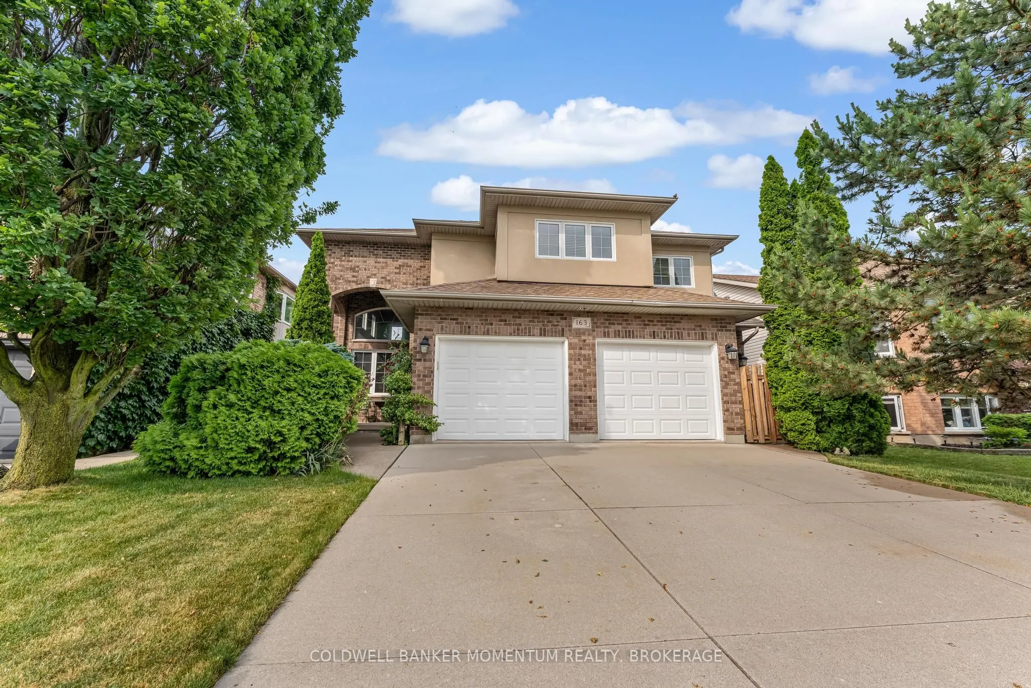 163 Crysler Crescent