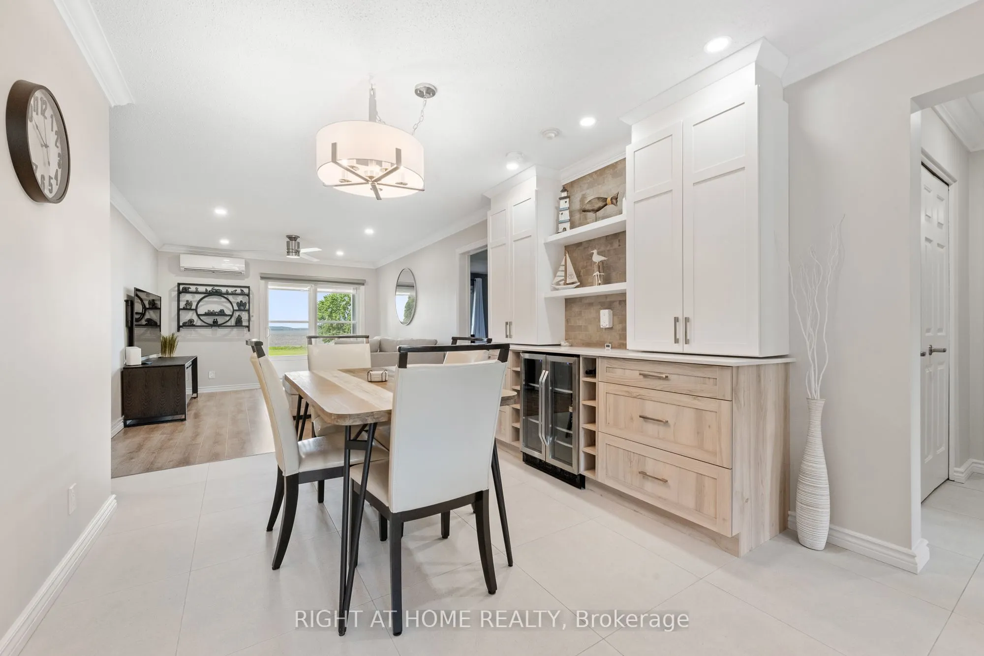 160 Edwards Street, #2B