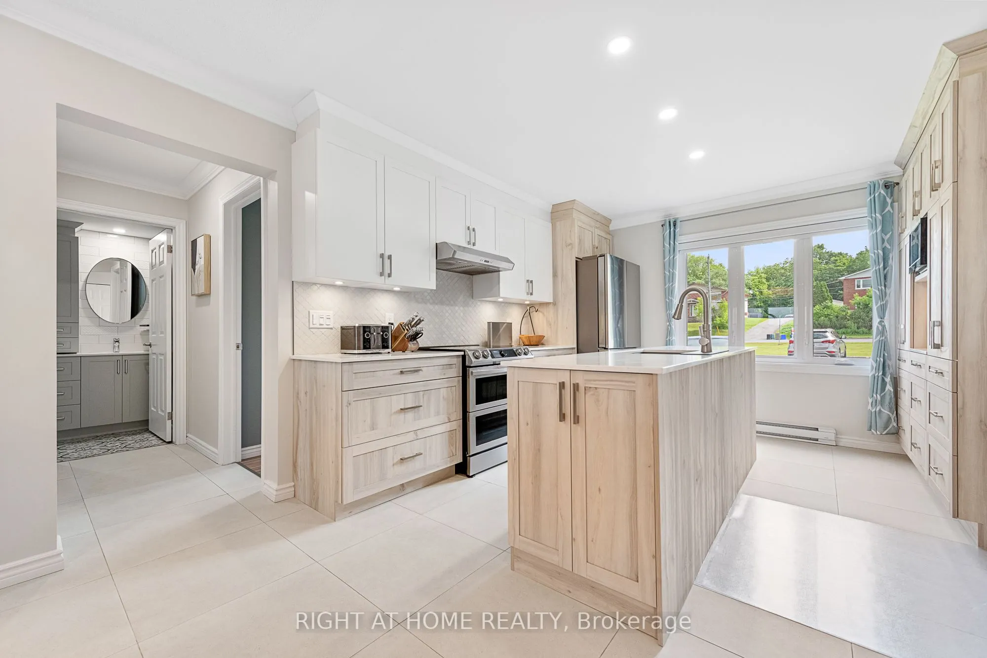 160 Edwards Street, #2B