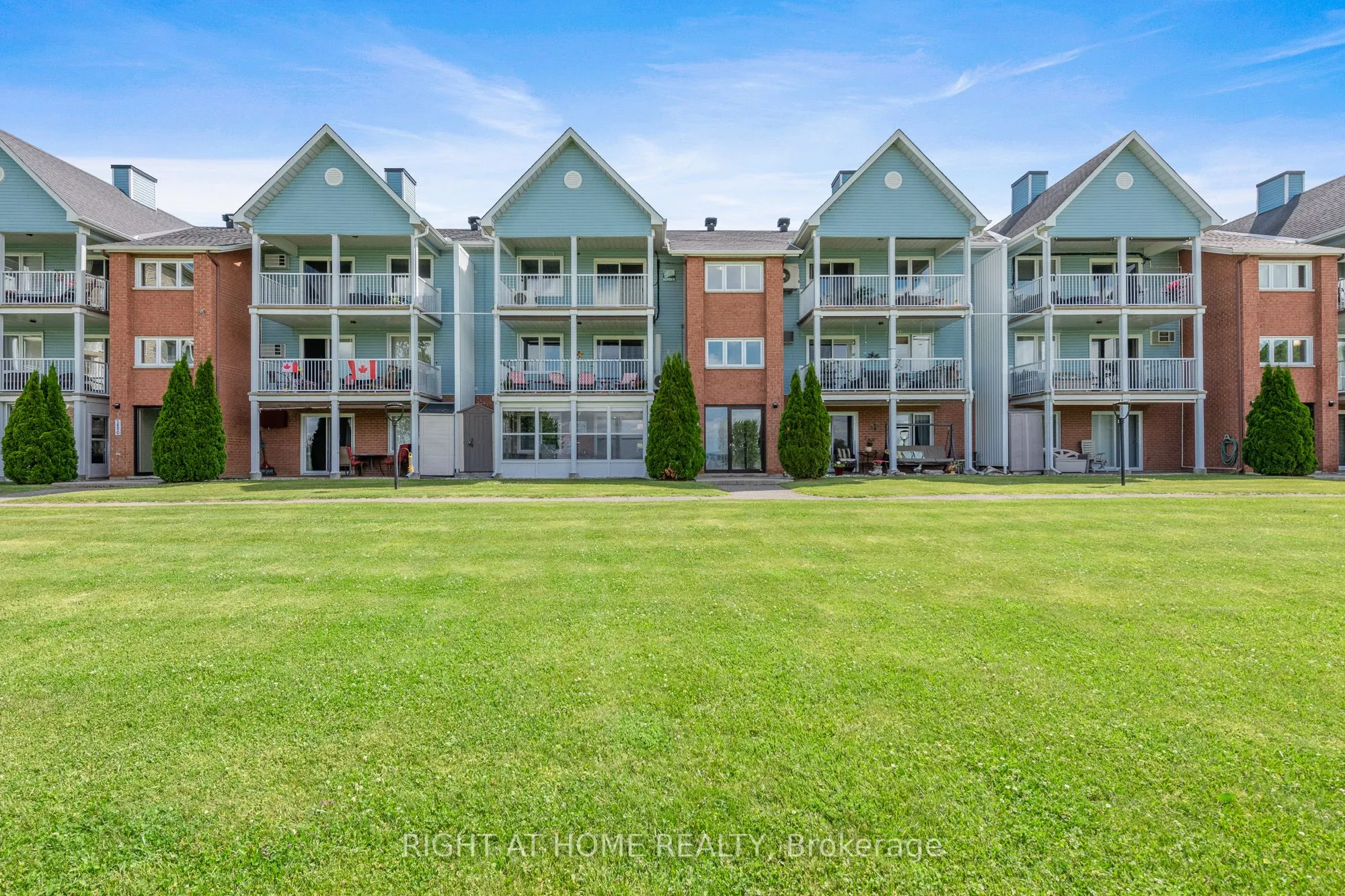 160 Edwards Street, #2B