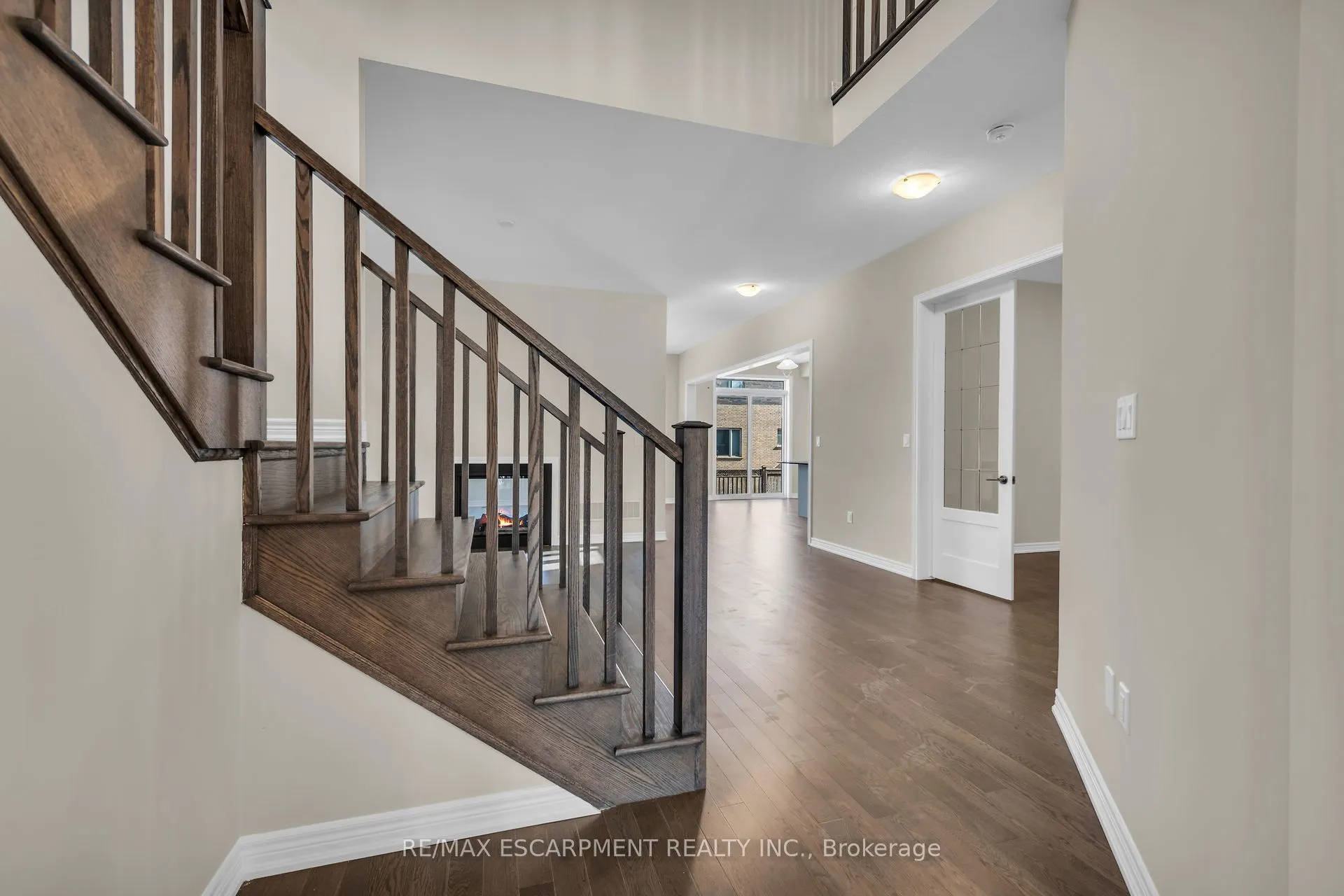67 Starfire Crescent