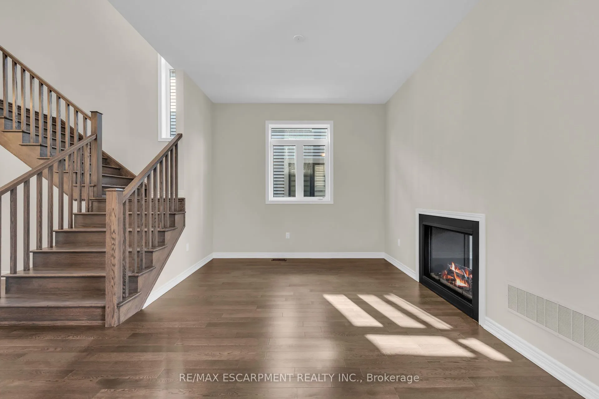 67 Starfire Crescent