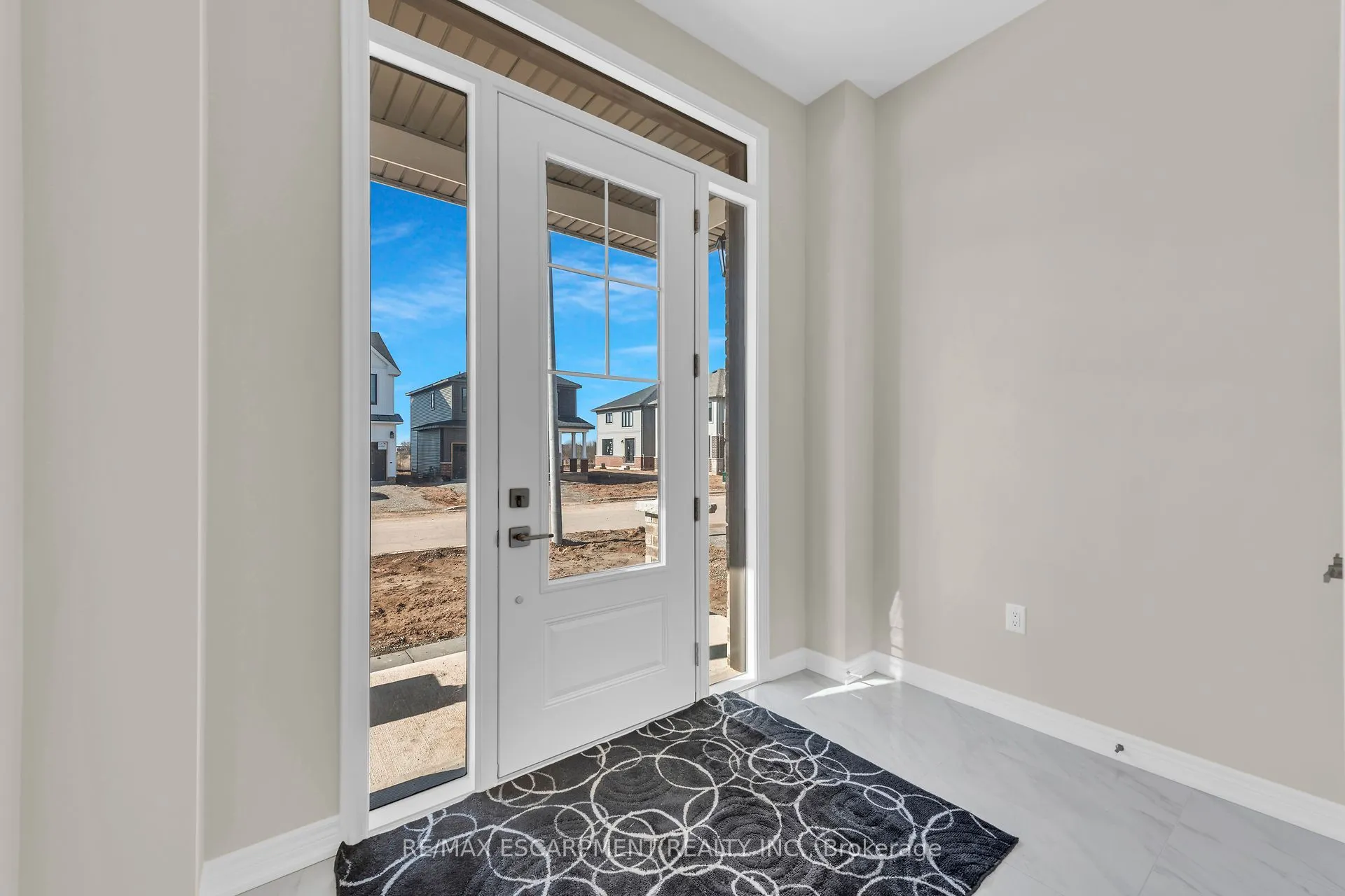 67 Starfire Crescent