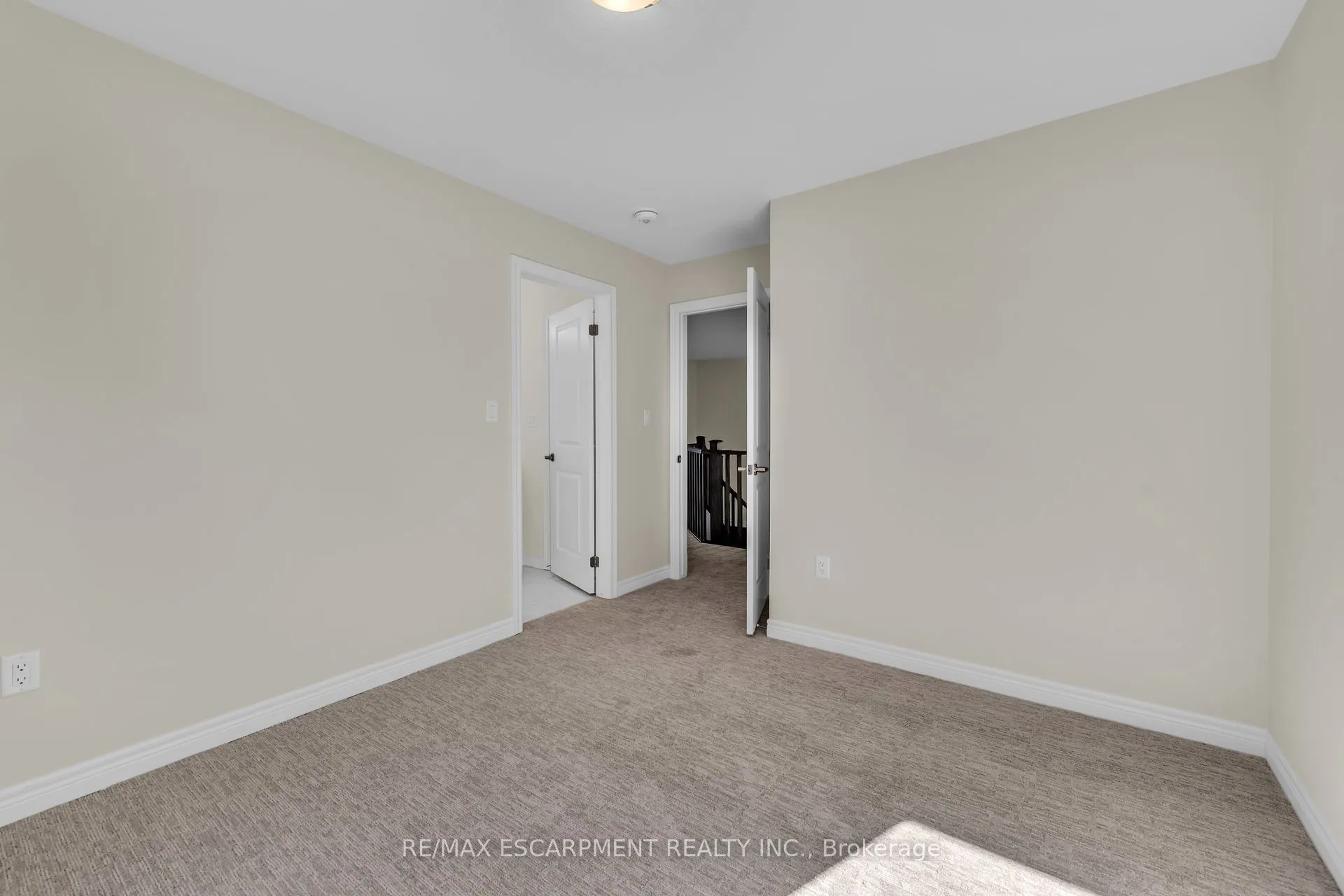 67 Starfire Crescent