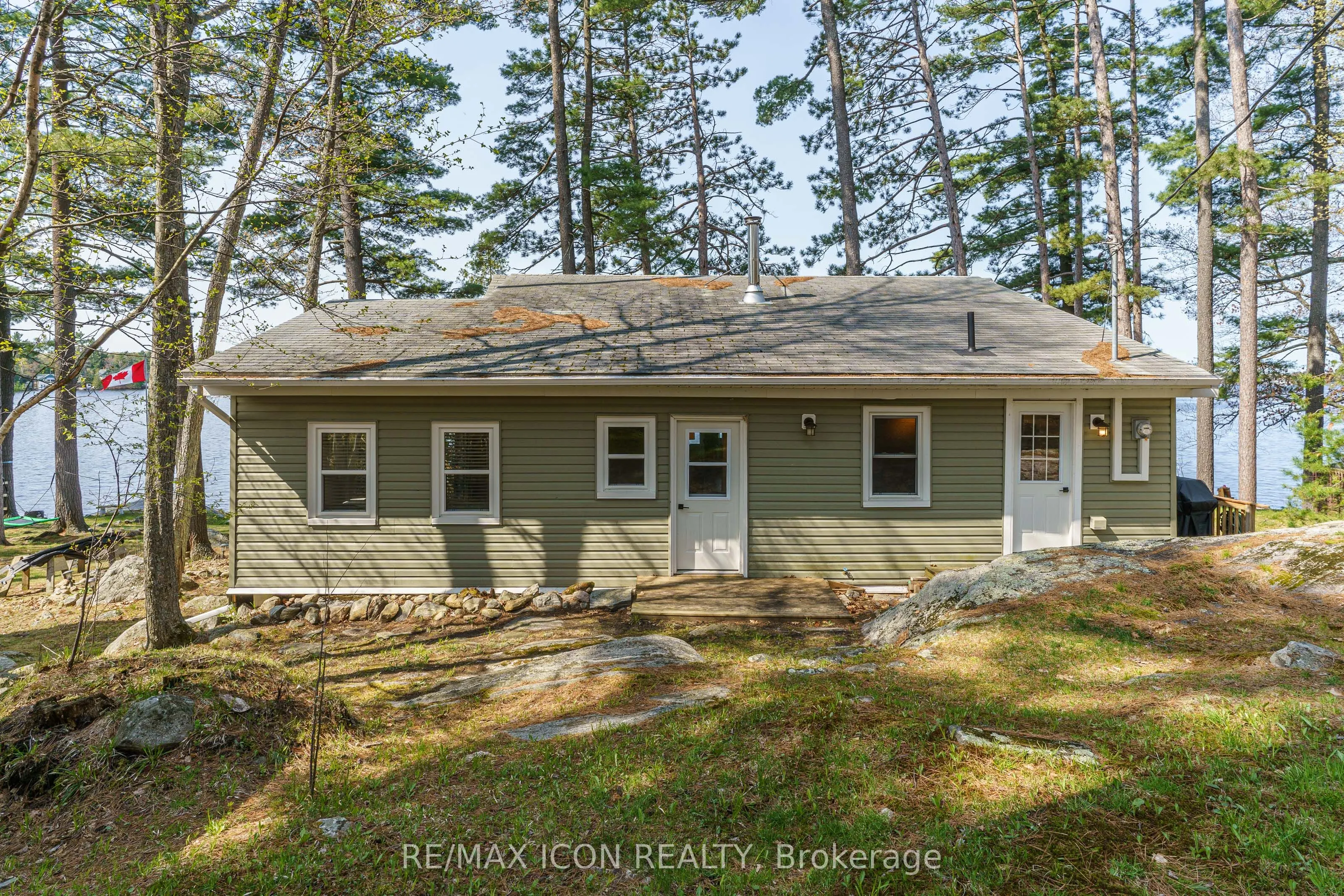99 Bala Park Island