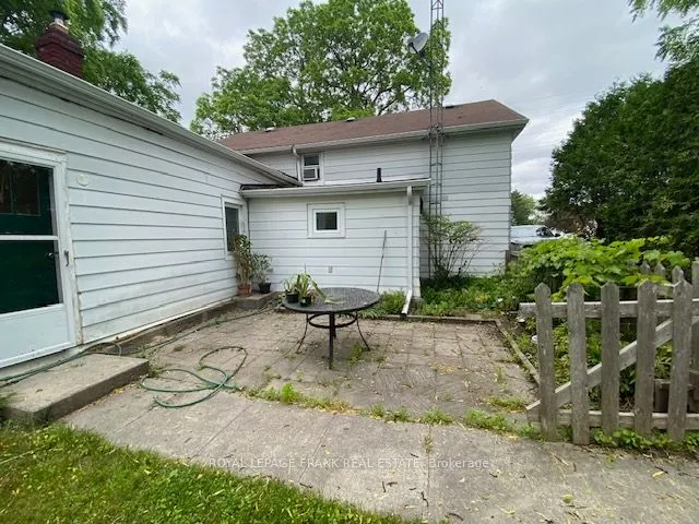 174 King Street E