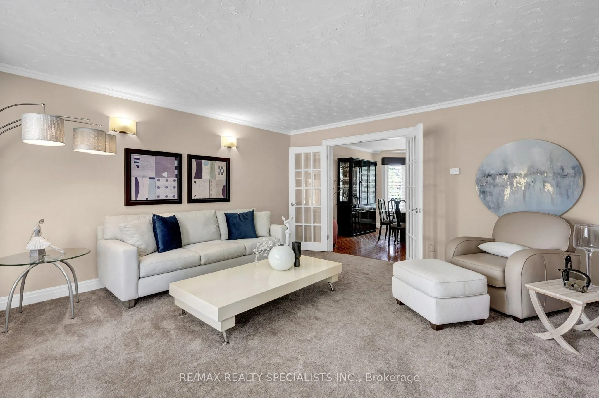 7103 BURBANK Crescent