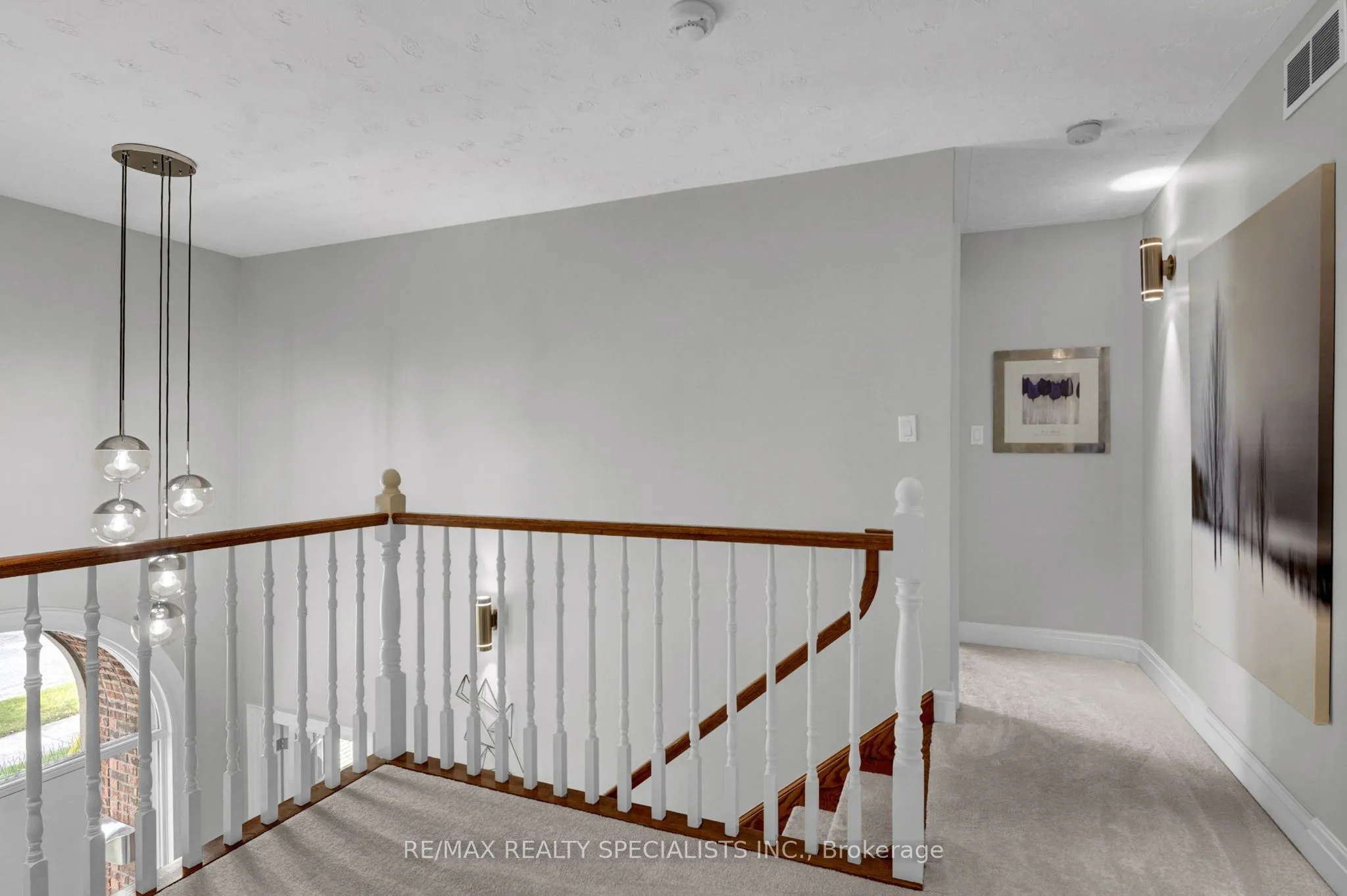 7103 BURBANK Crescent