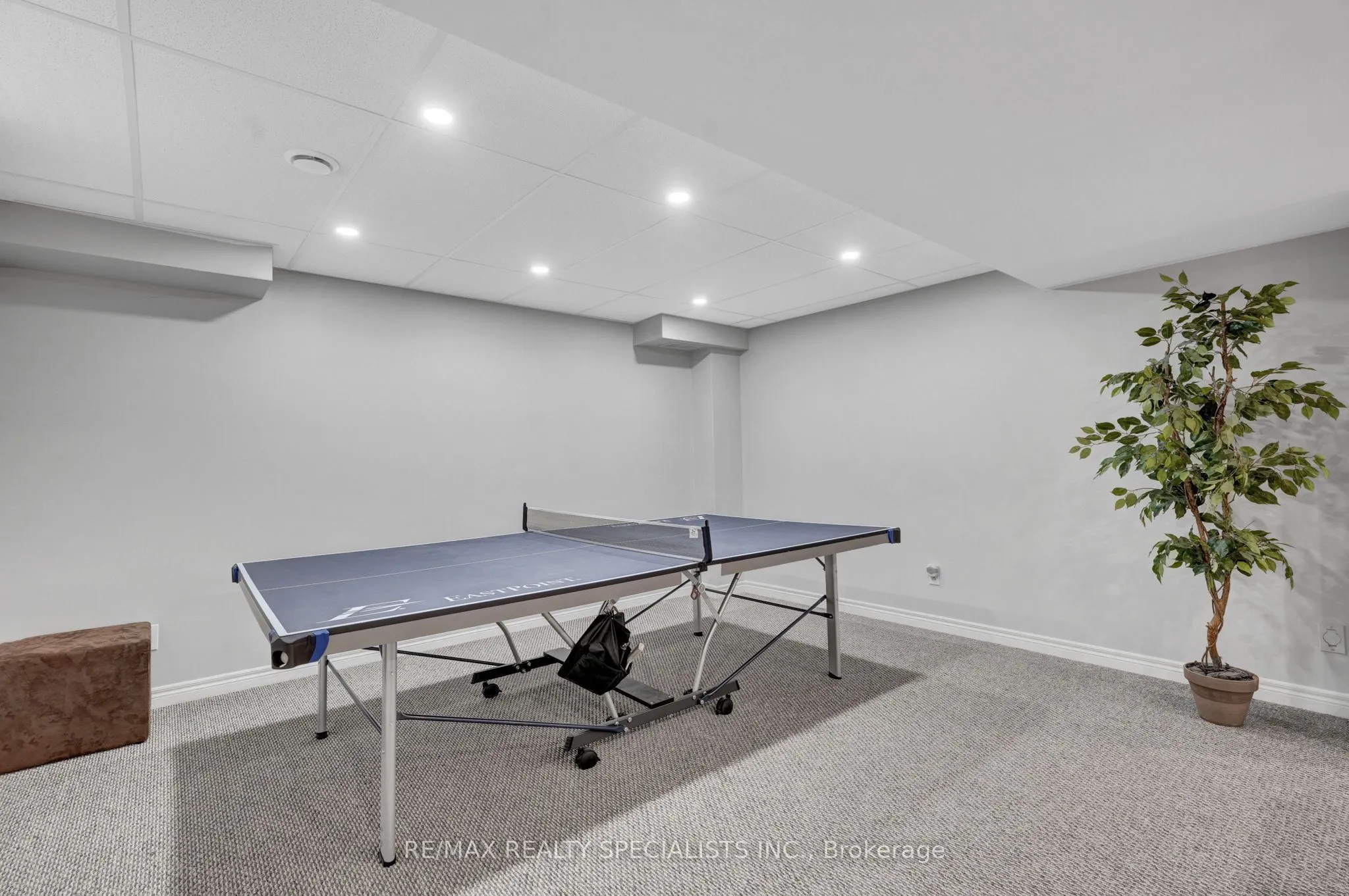 7103 BURBANK Crescent