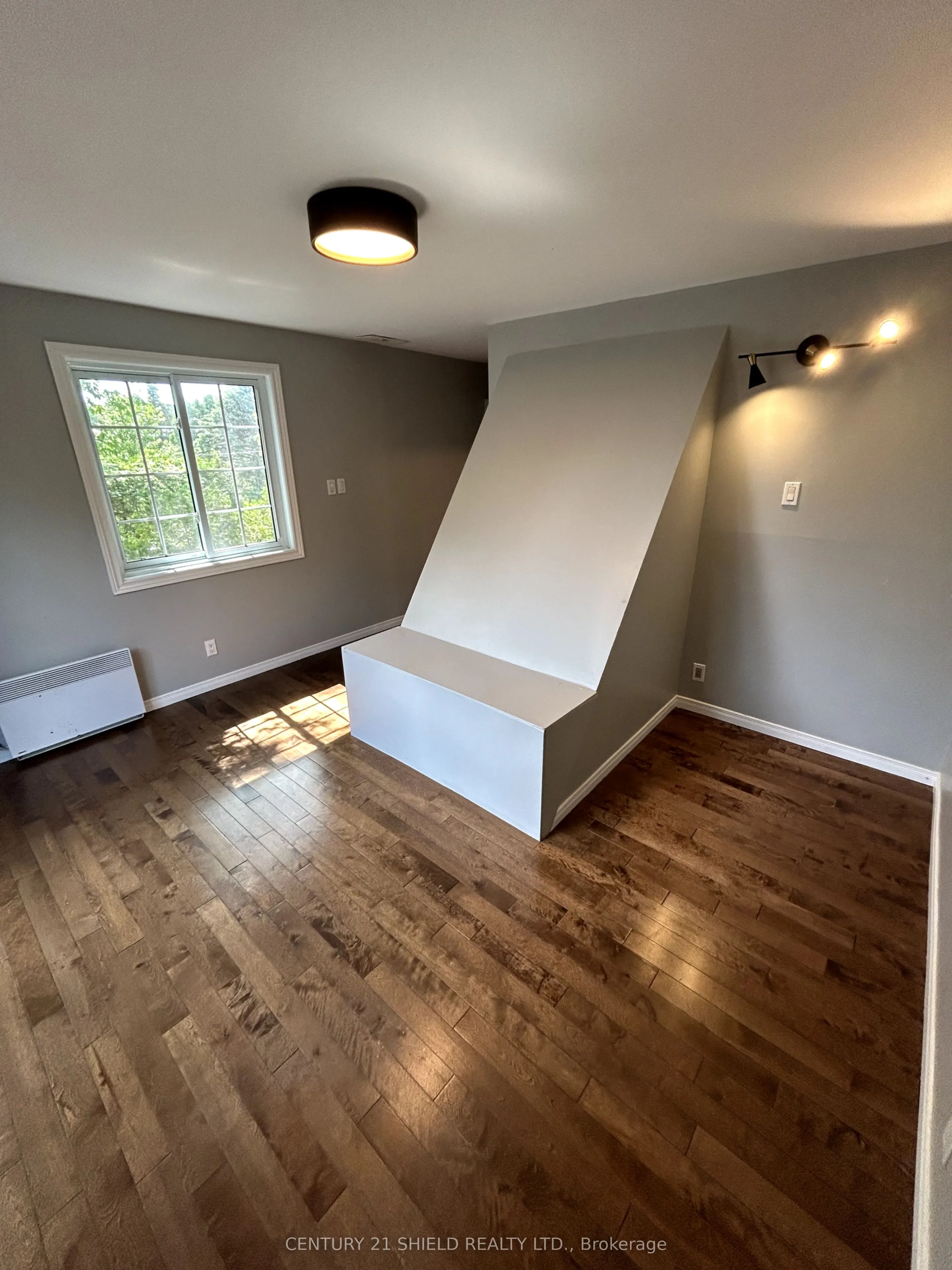6927 Salem Lane