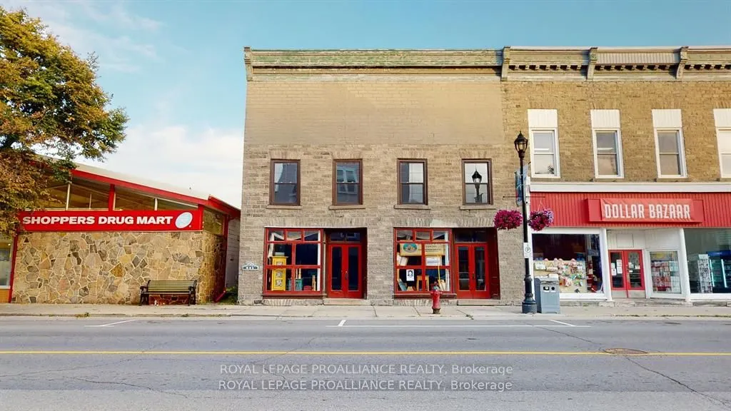 237-239 KING Street W