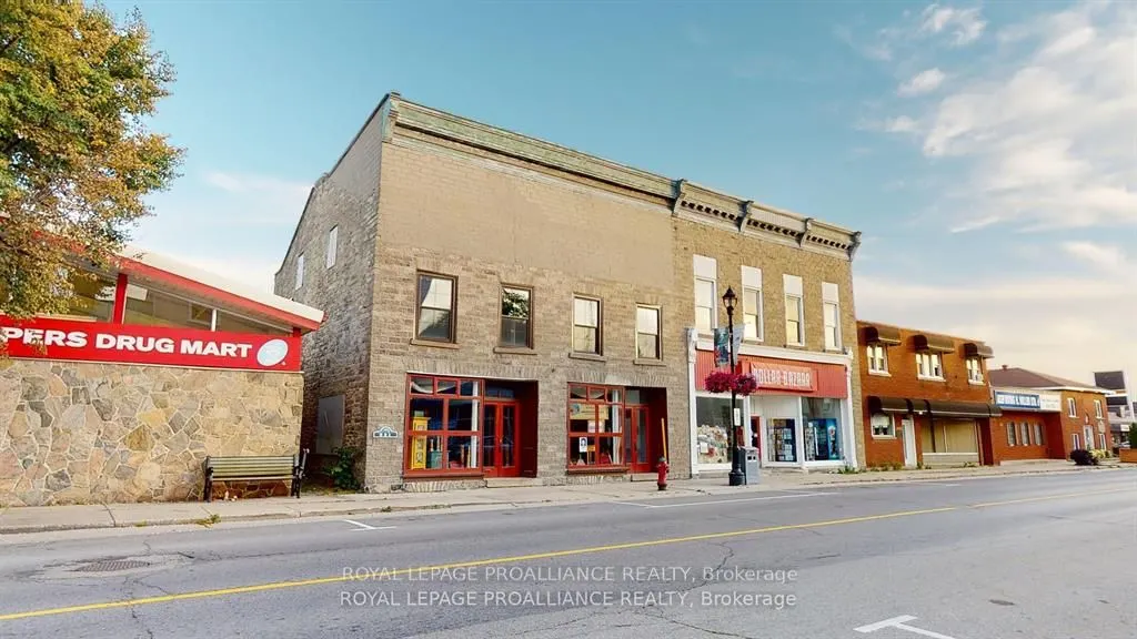 237-239 KING Street W
