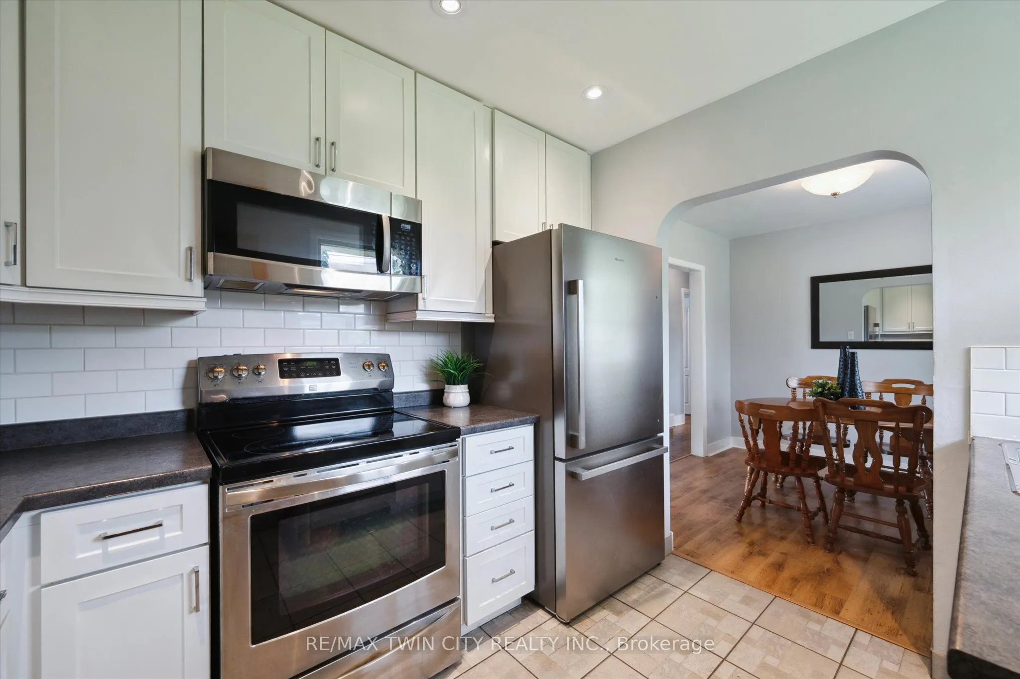 13 Meadowvale Avenue
