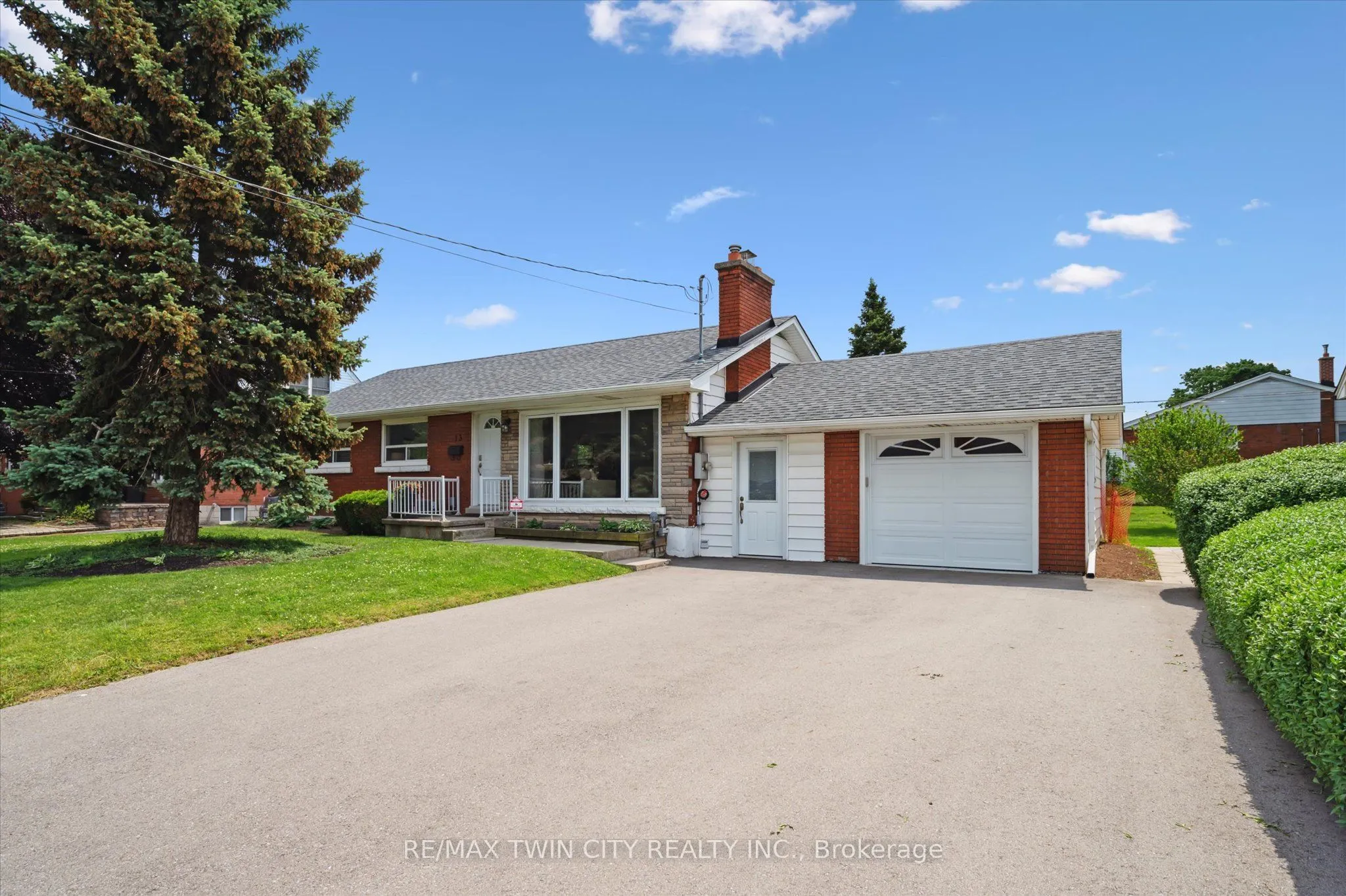 13 Meadowvale Avenue