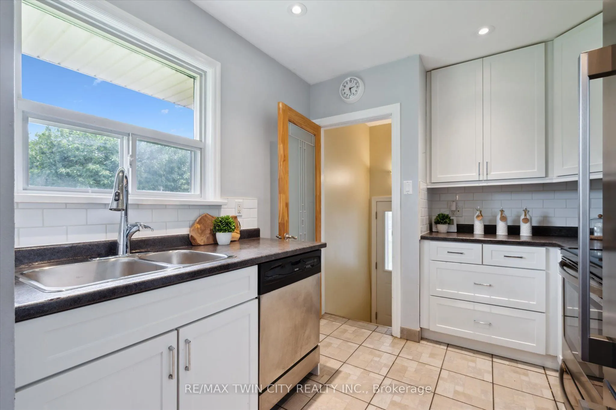 13 Meadowvale Avenue