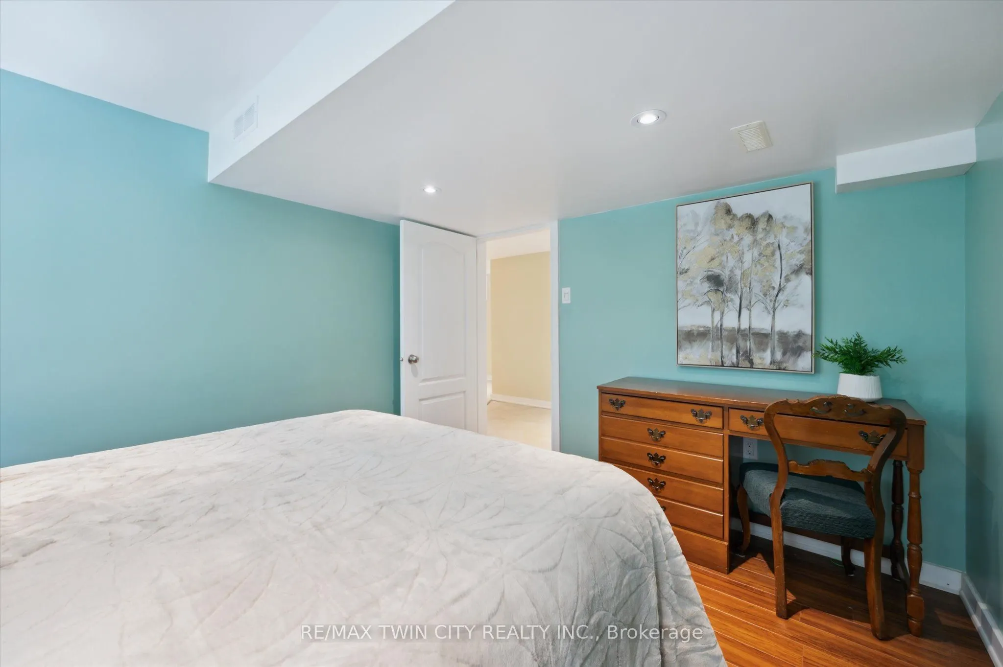 13 Meadowvale Avenue