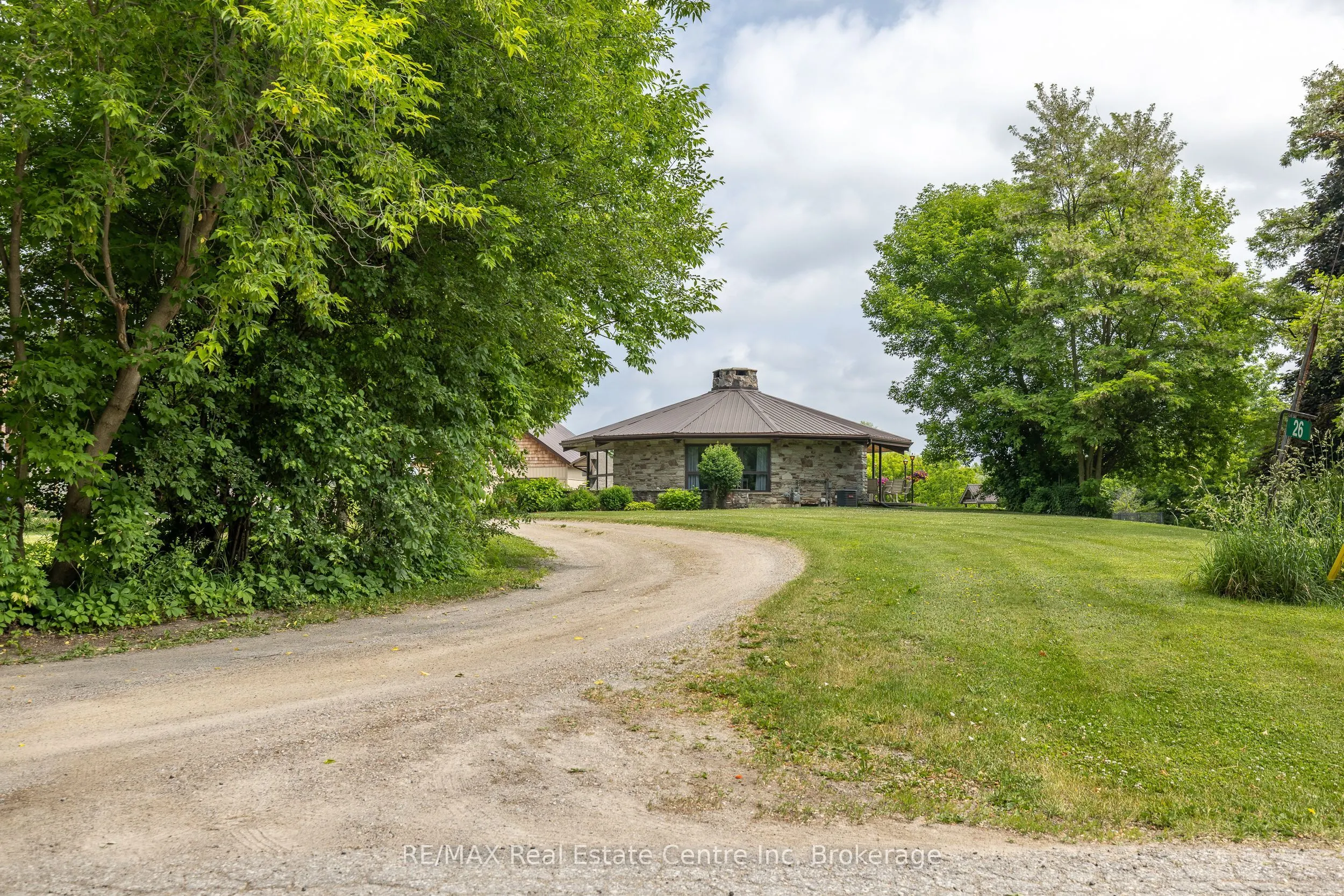 26 Old Brock Road