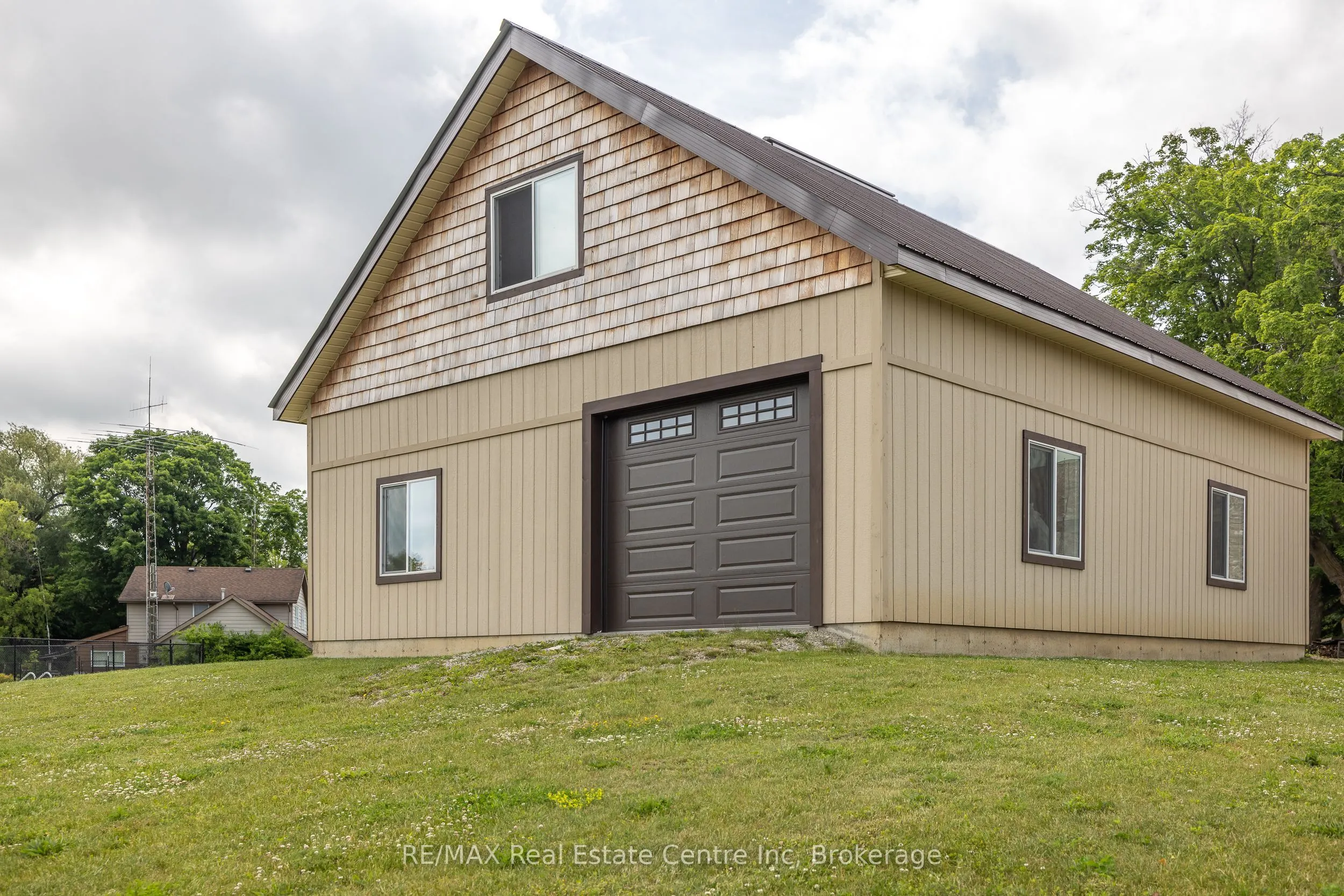 26 Old Brock Road