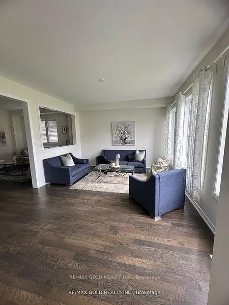 121 Explorer Way