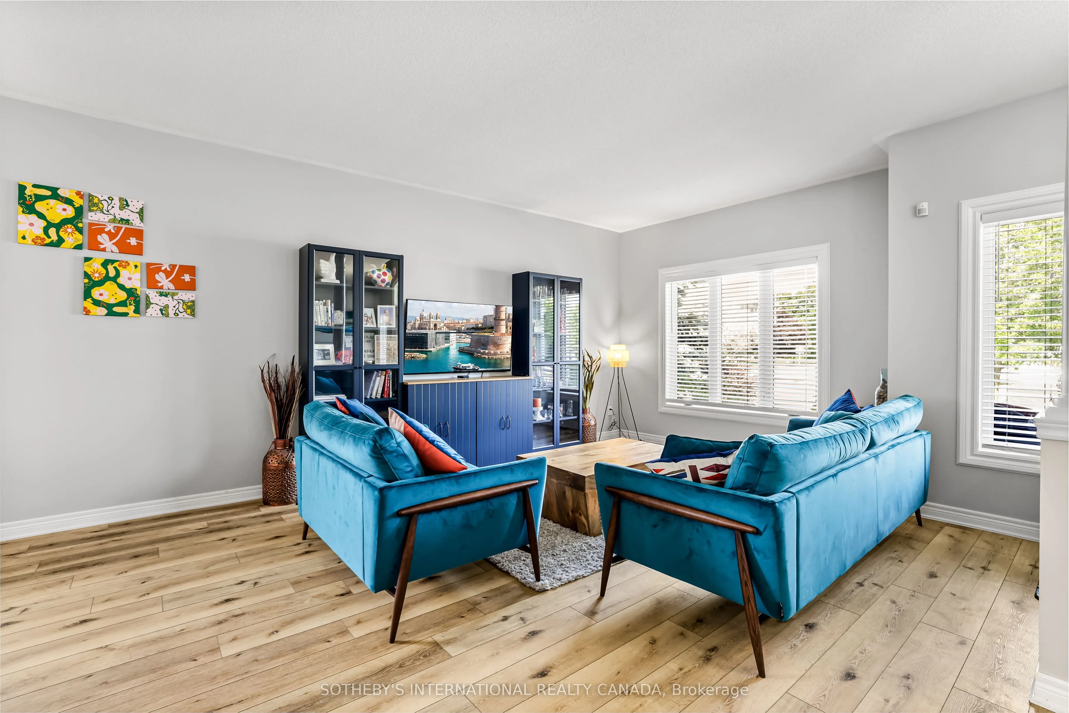 2 Rapley Boulevard