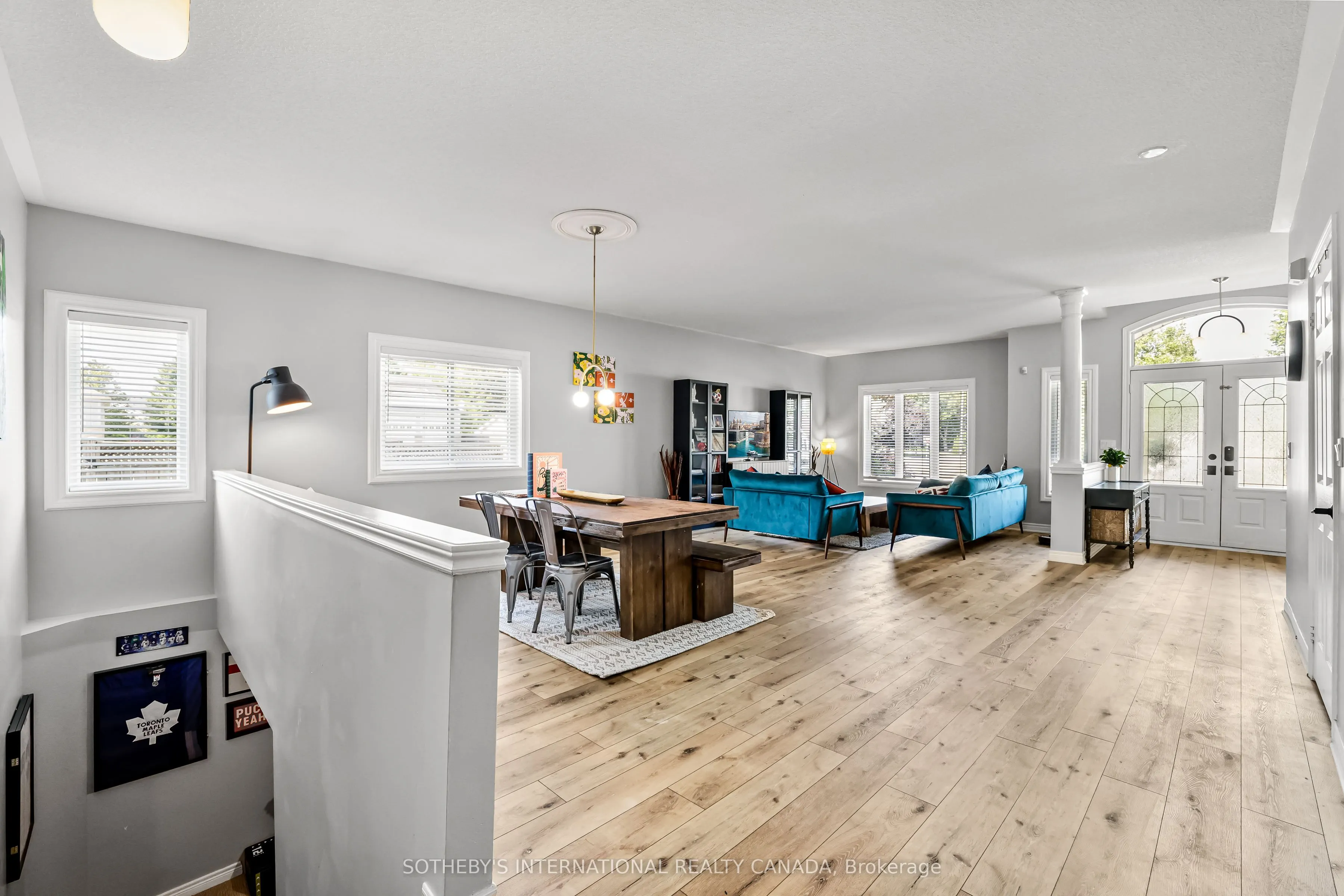 2 Rapley Boulevard