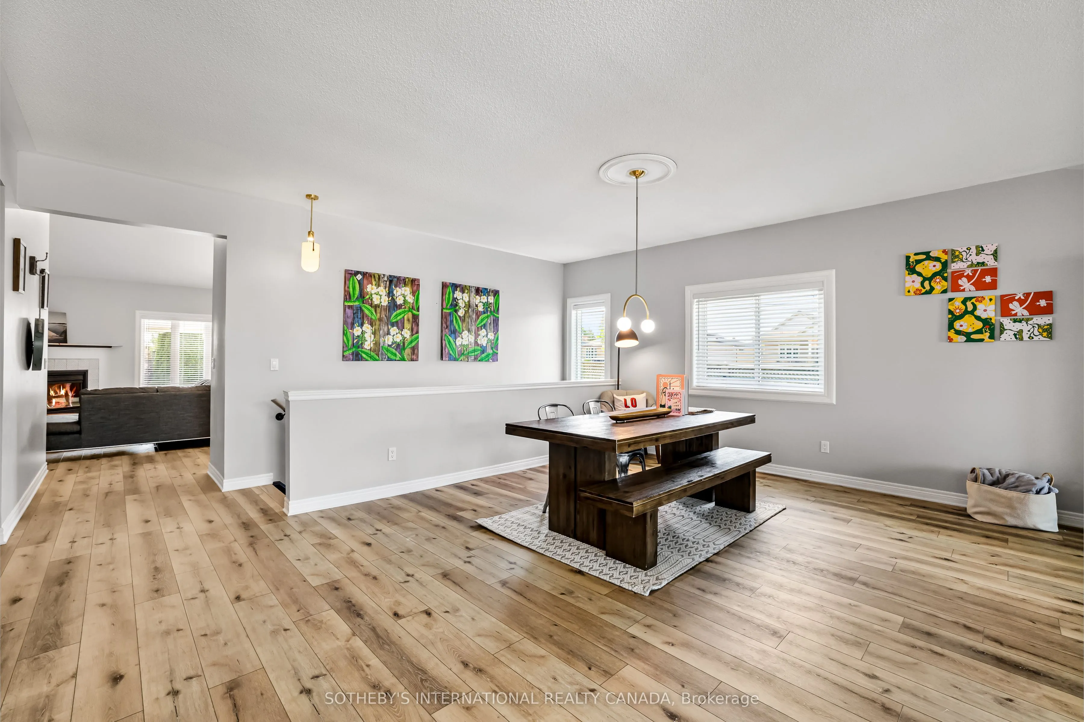 2 Rapley Boulevard