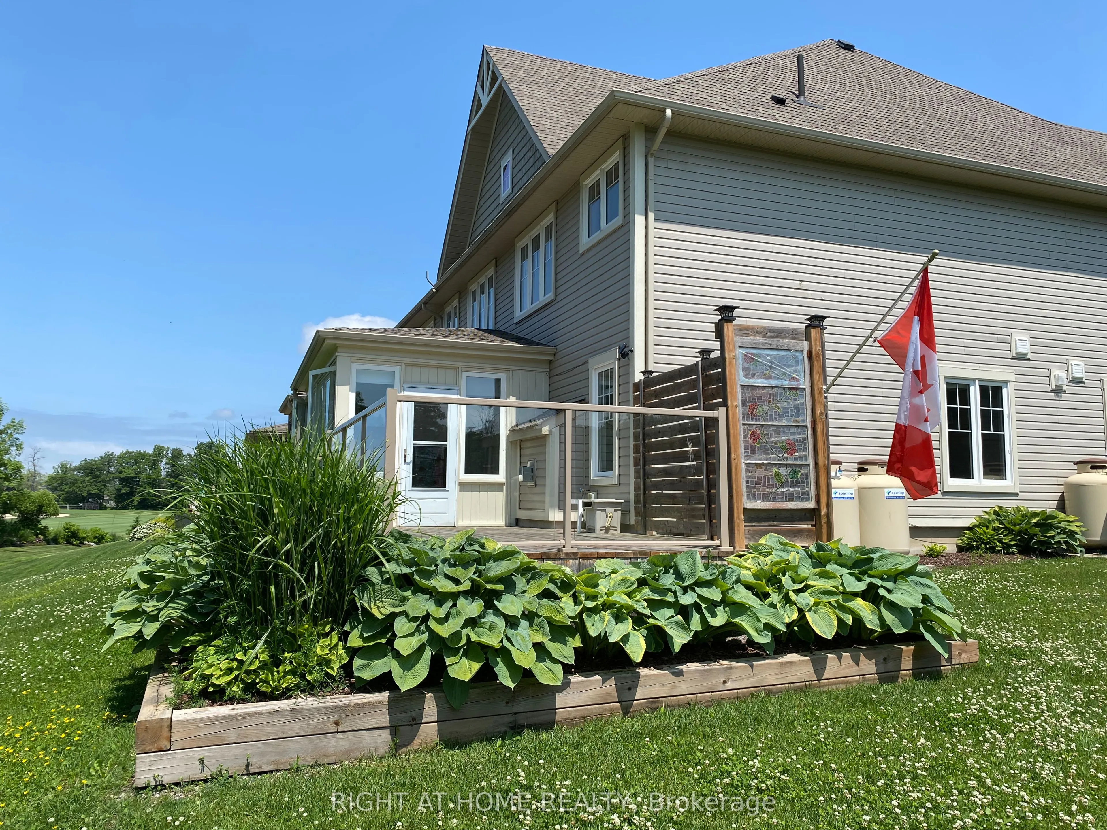 28 Masters Crescent