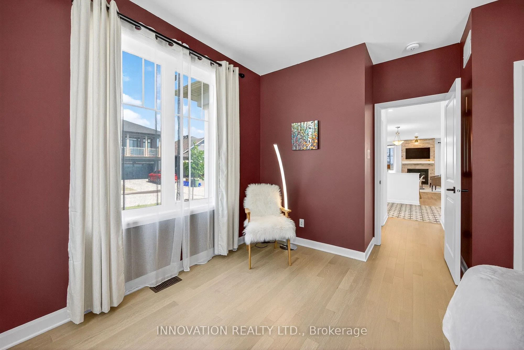 814 Companion Crescent