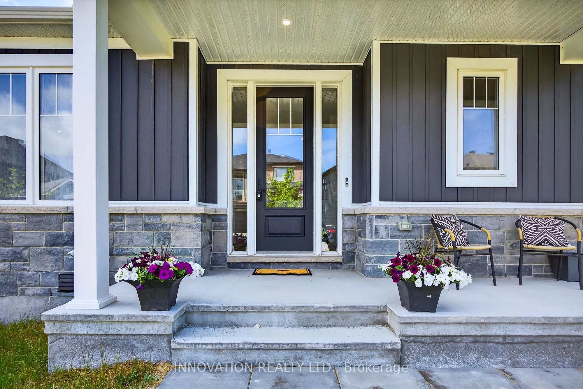 814 Companion Crescent