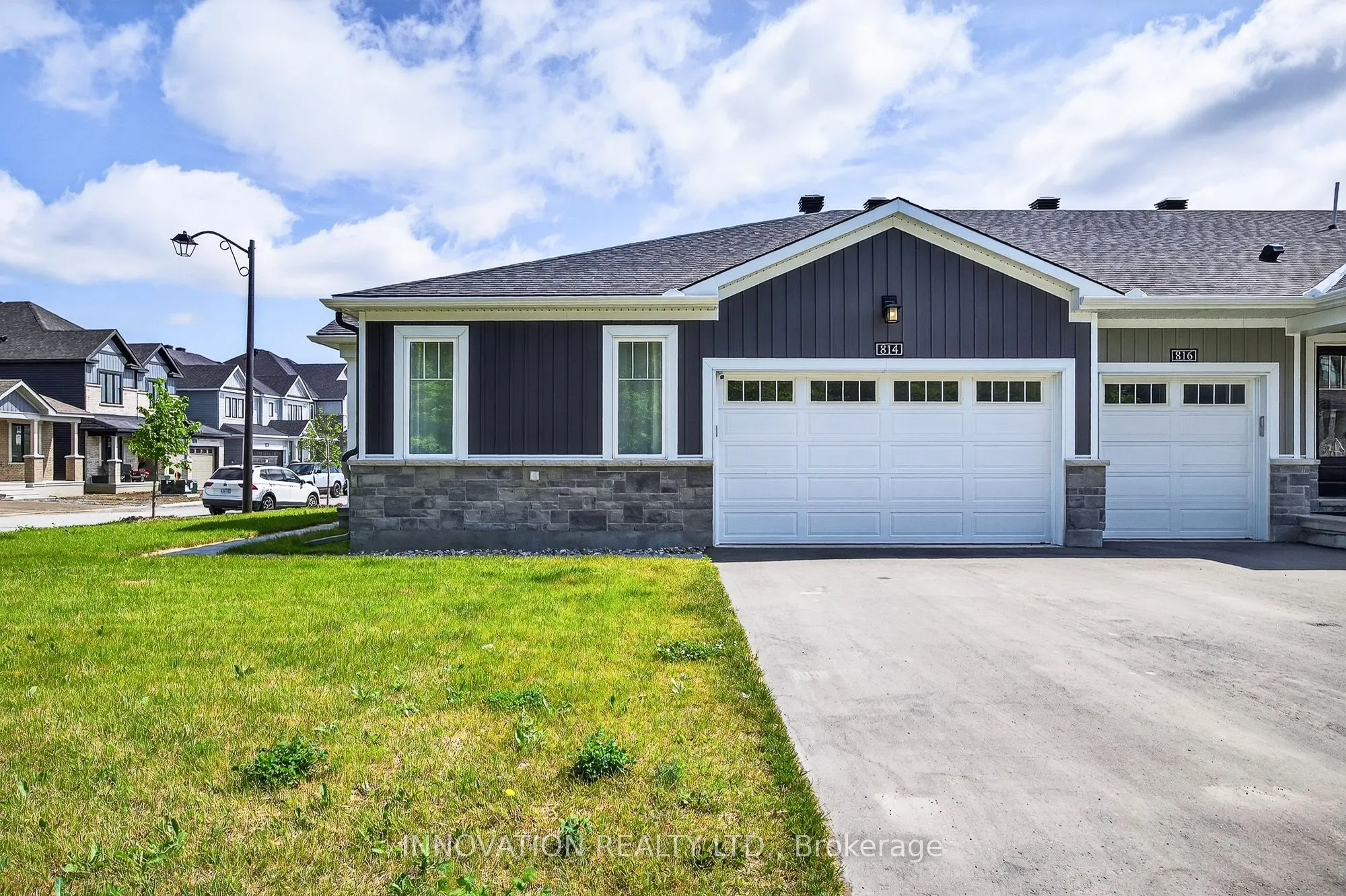 814 Companion Crescent