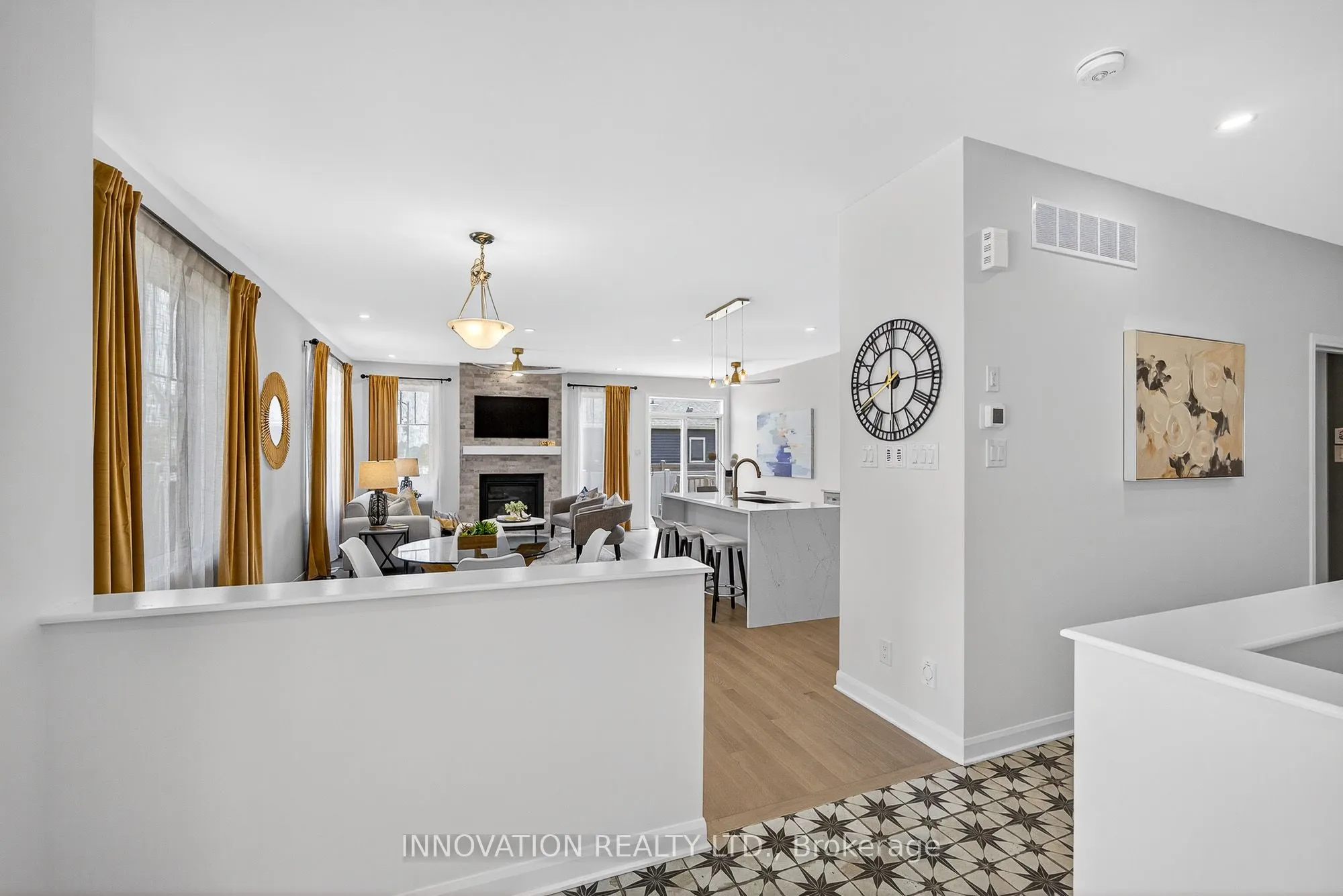 814 Companion Crescent