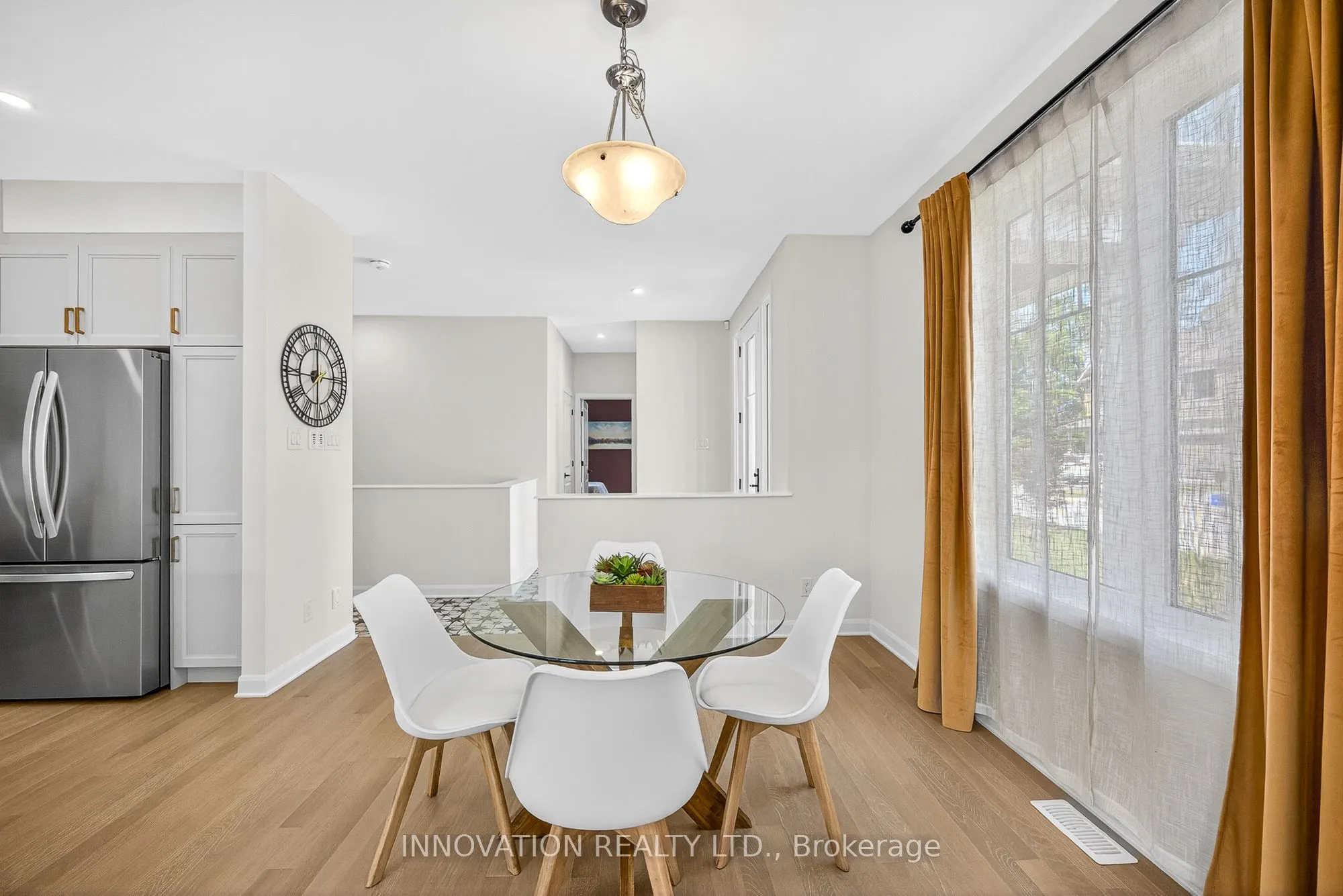 814 Companion Crescent