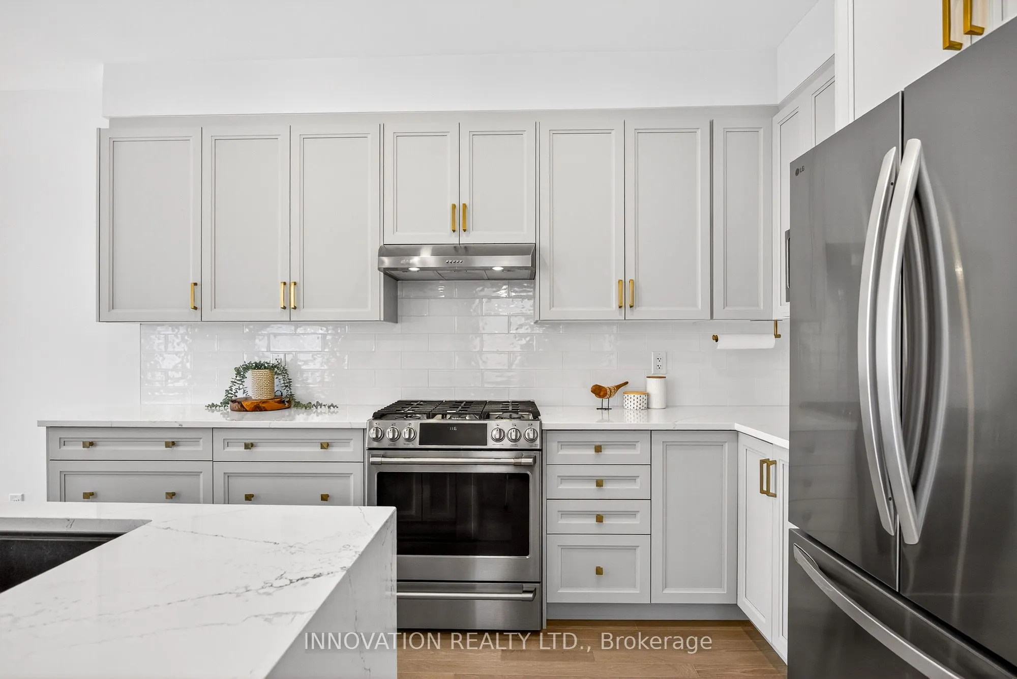 814 Companion Crescent