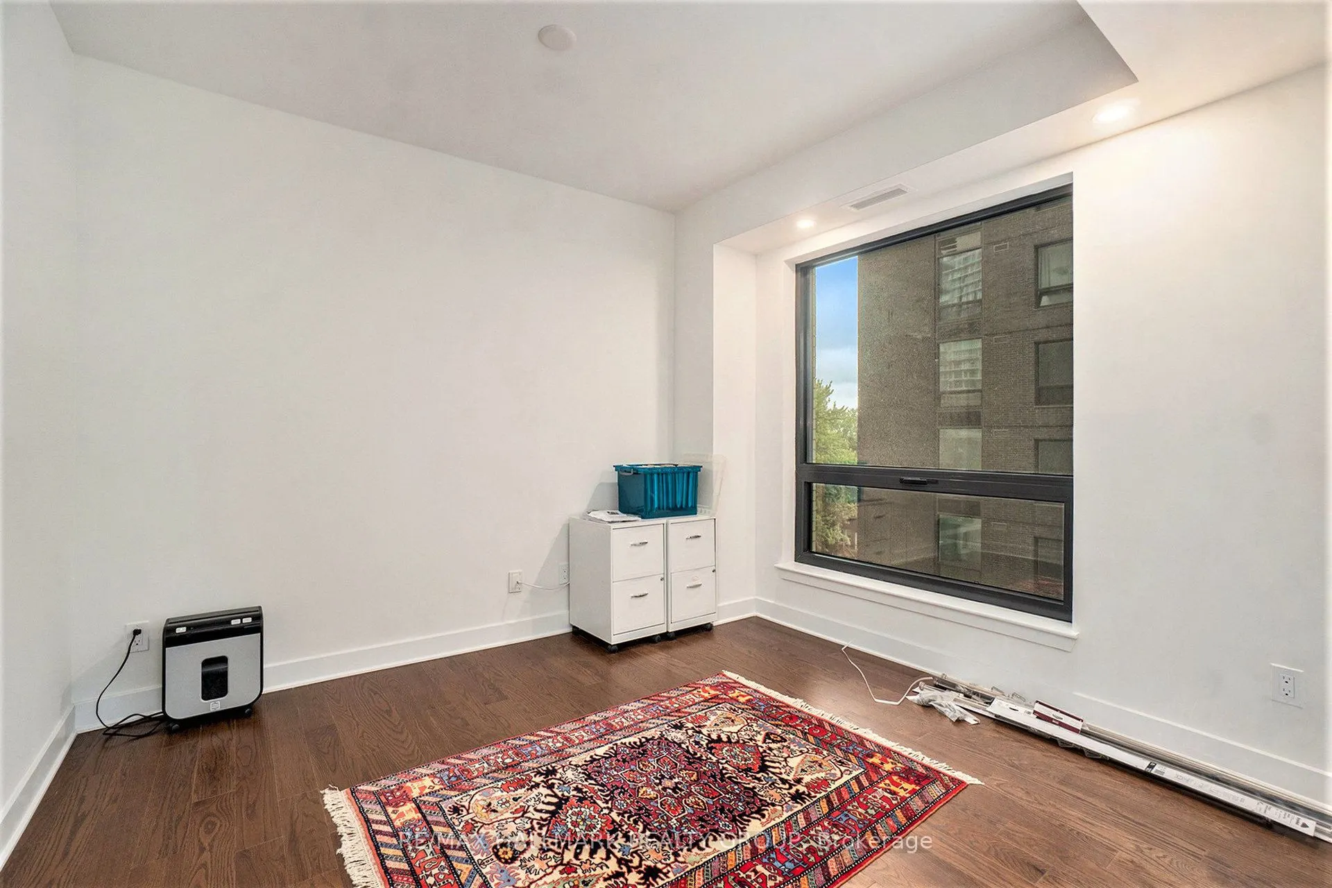 180 George Street, #408
