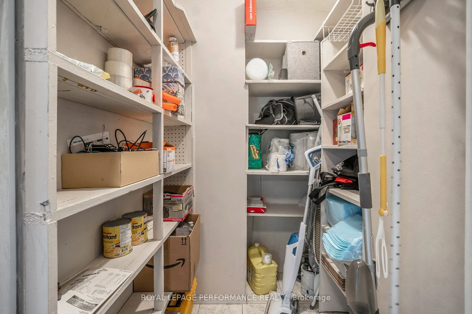 158A McArthur Avenue, #1806