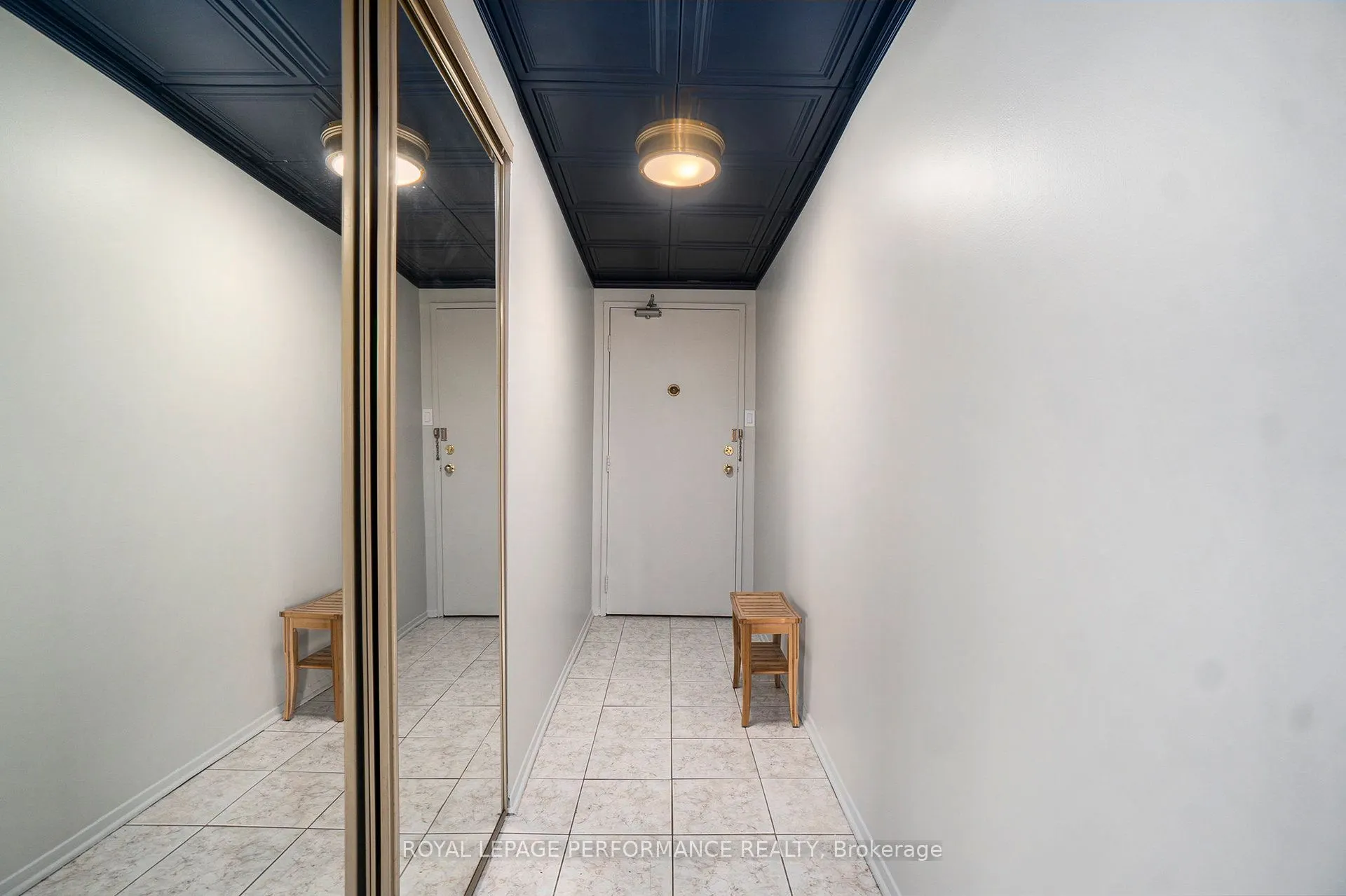 158A McArthur Avenue, #1806