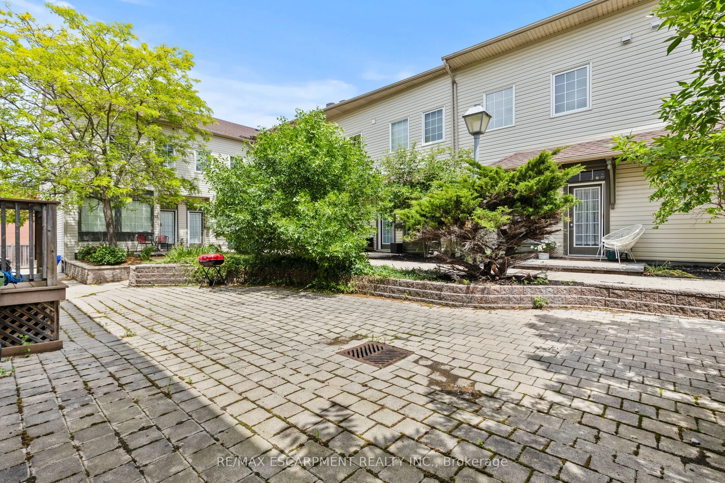 49 Ontario Street, #1