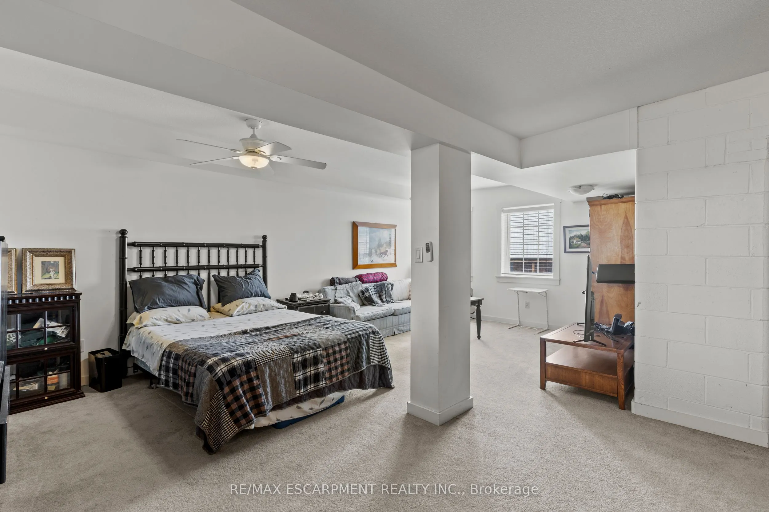 49 Ontario Street, #1