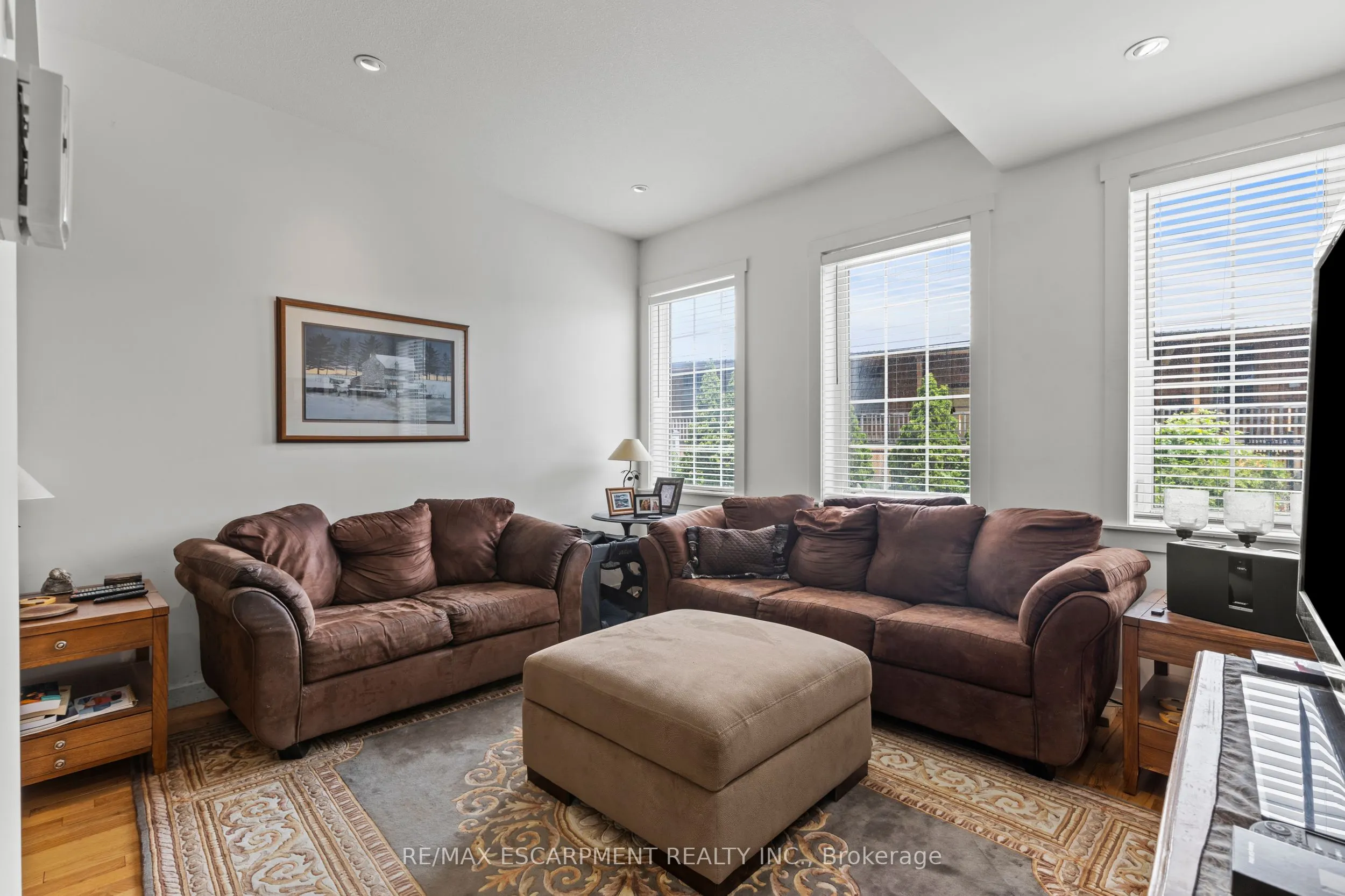 49 Ontario Street, #1