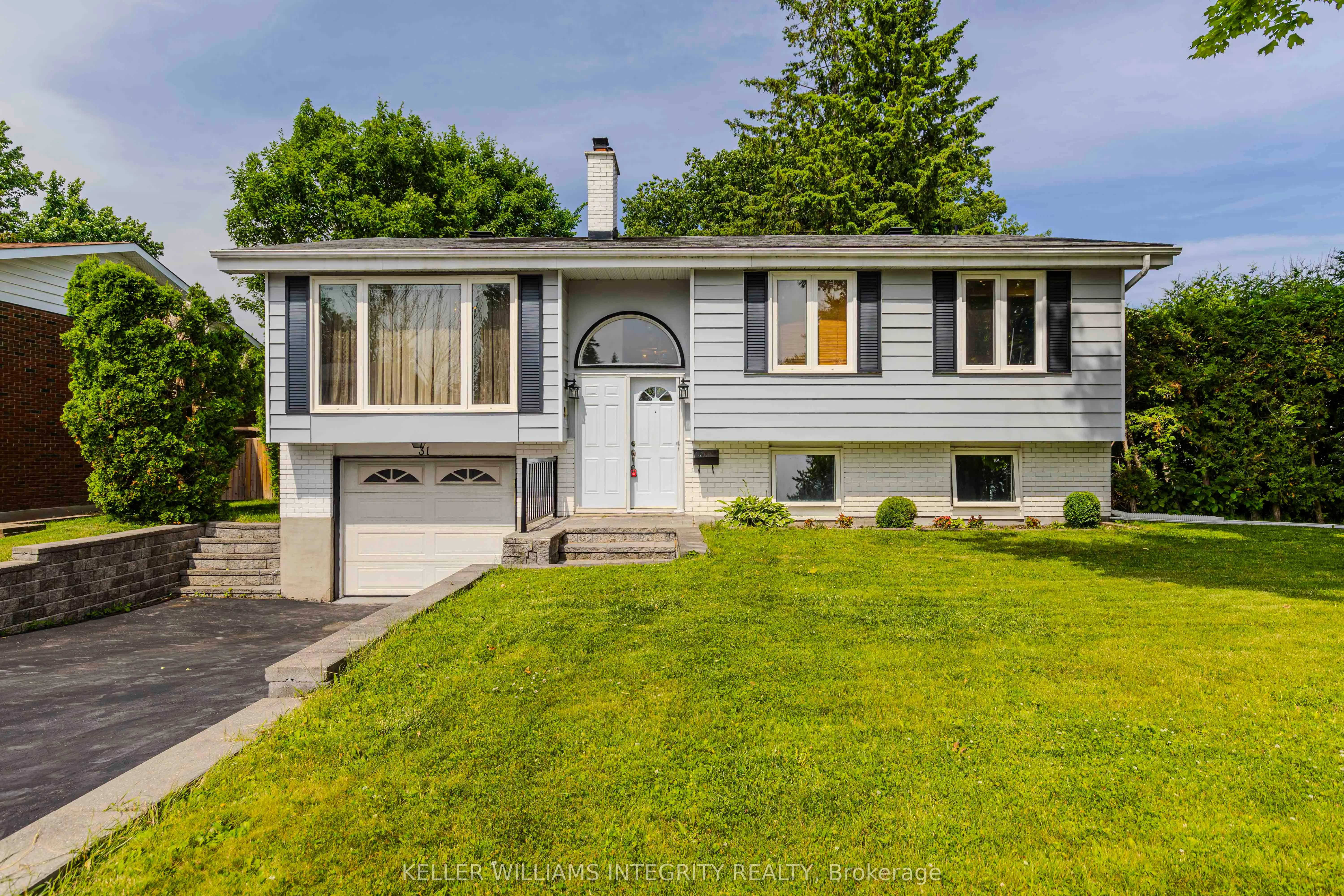 31 Ashgrove Crescent
