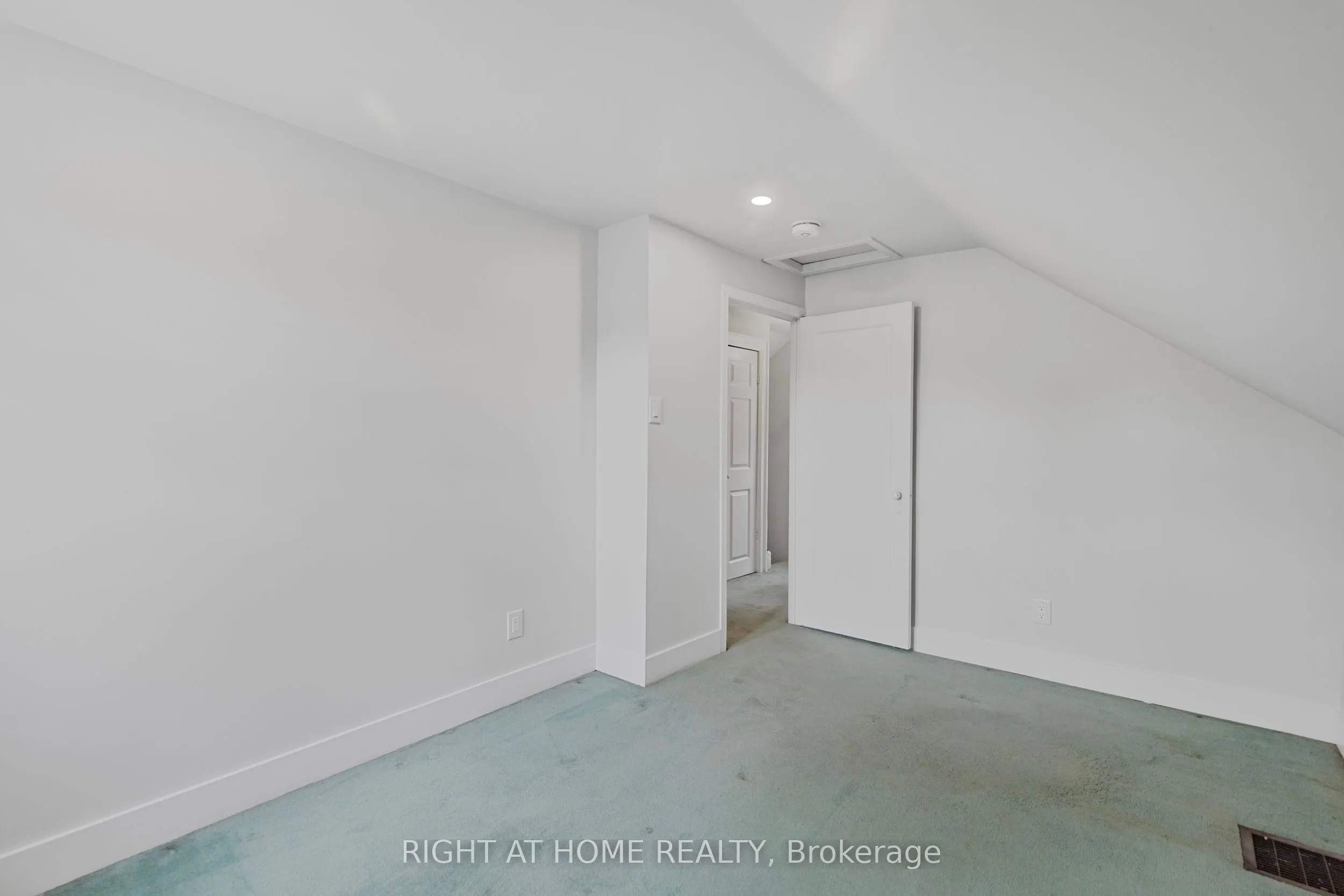 166 Julian Avenue, #1