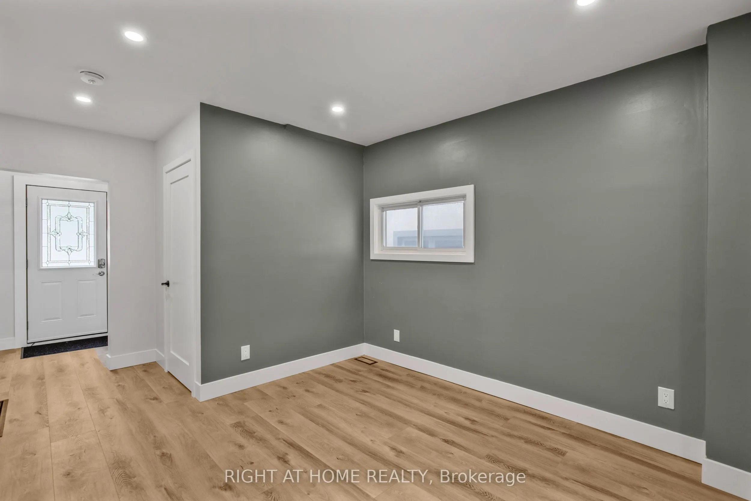 166 Julian Avenue, #1