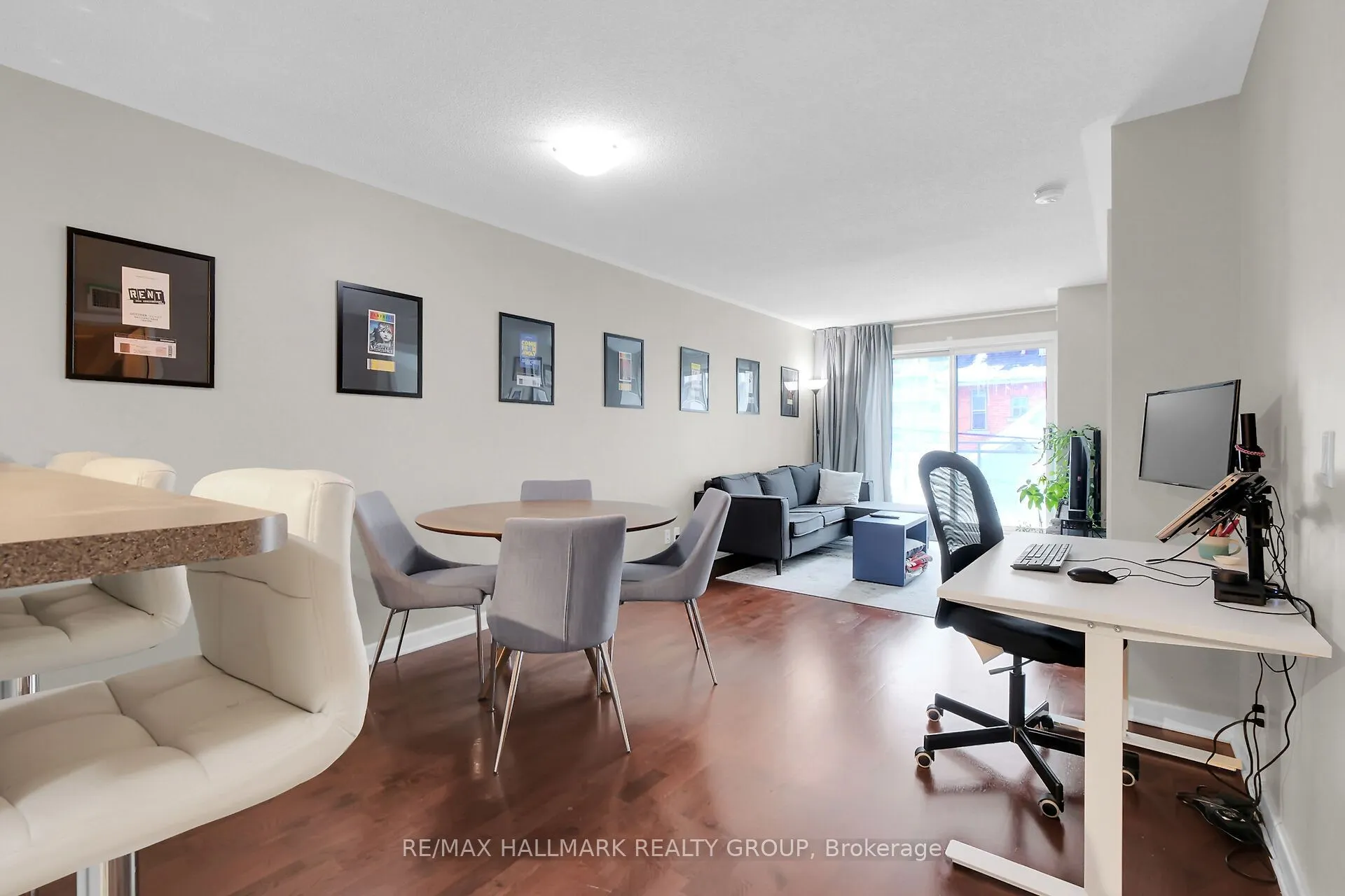 138 Somerset Street W, #209