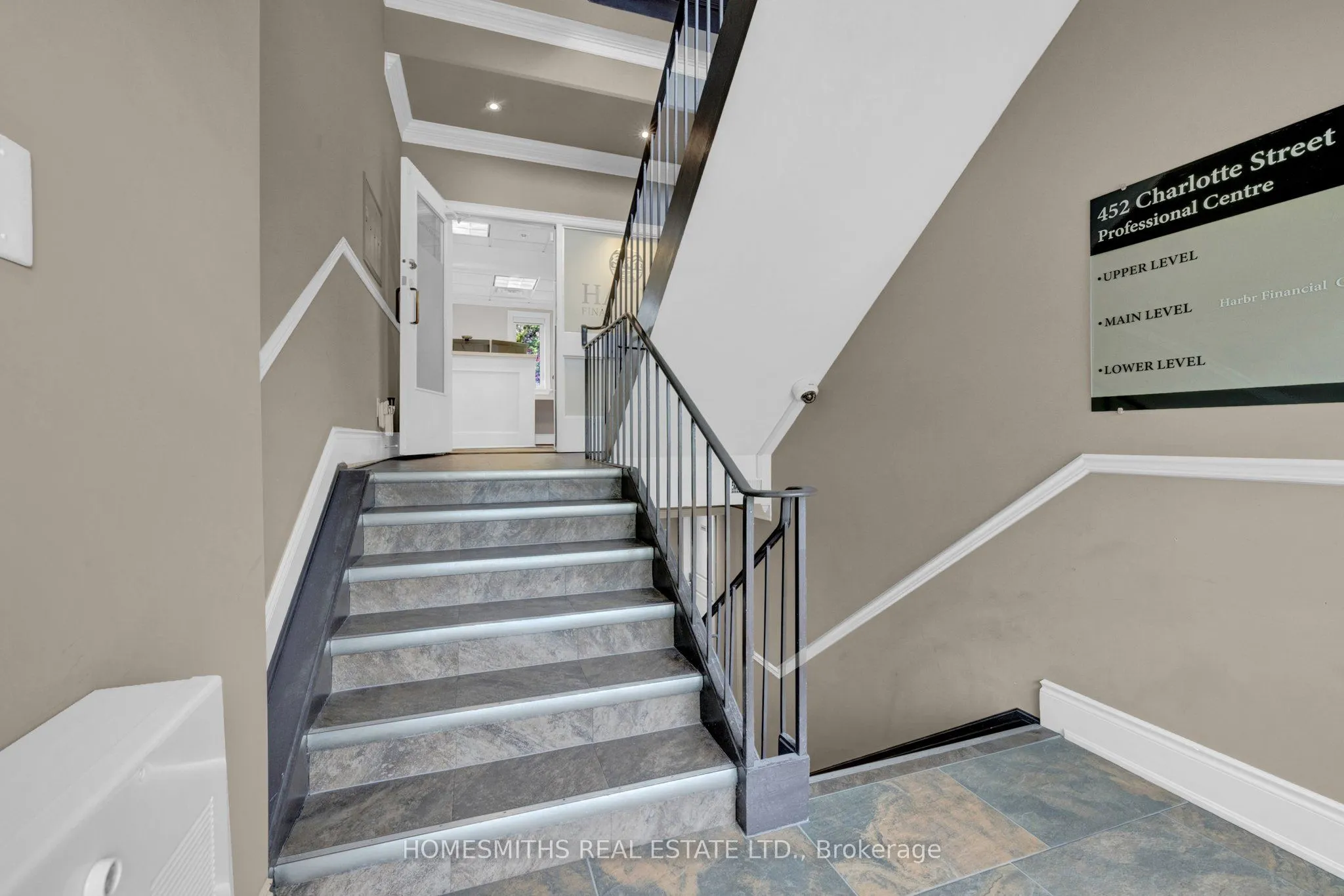 452 CHARLOTTE Street