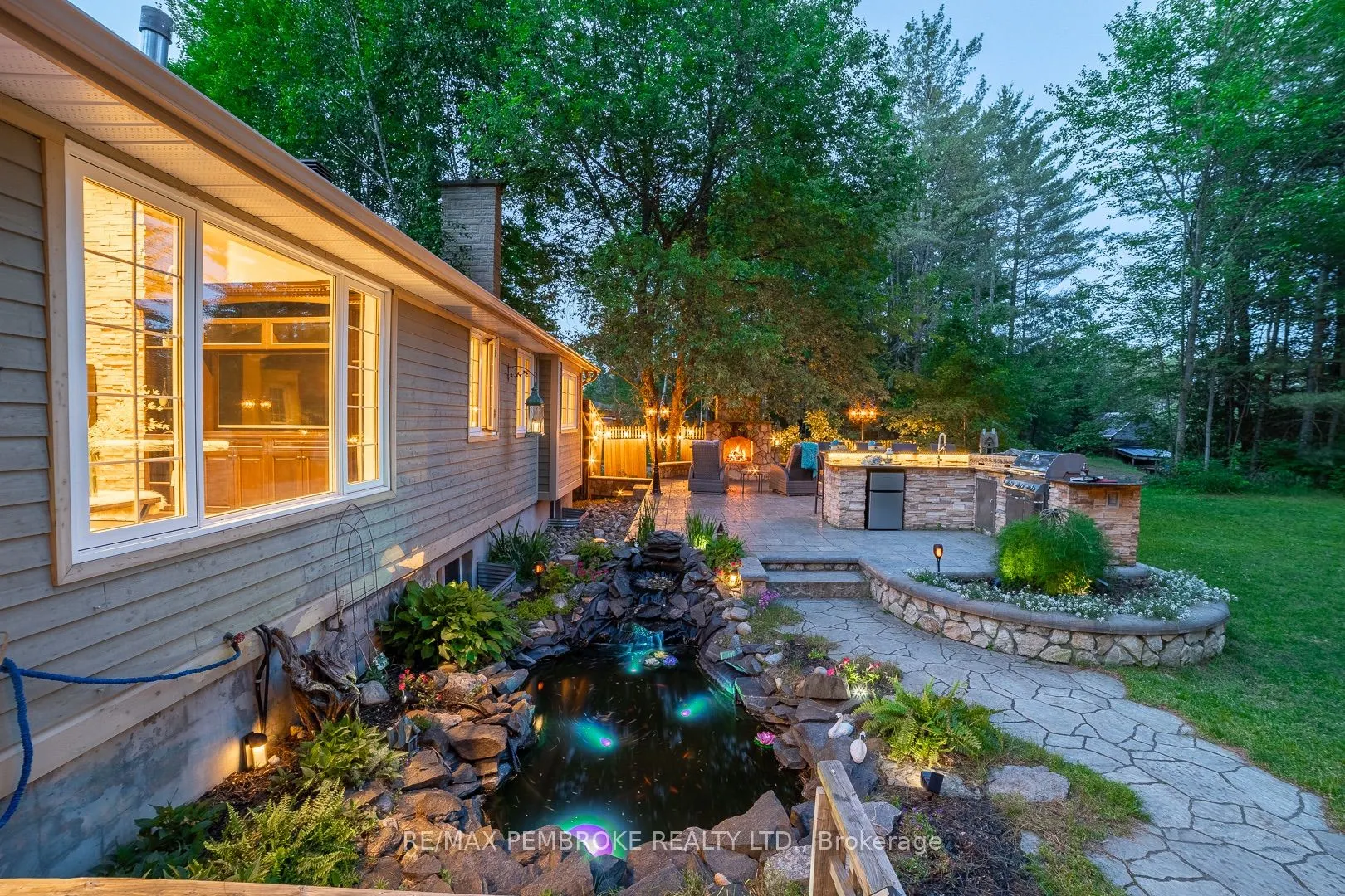 559 Black Bay Road