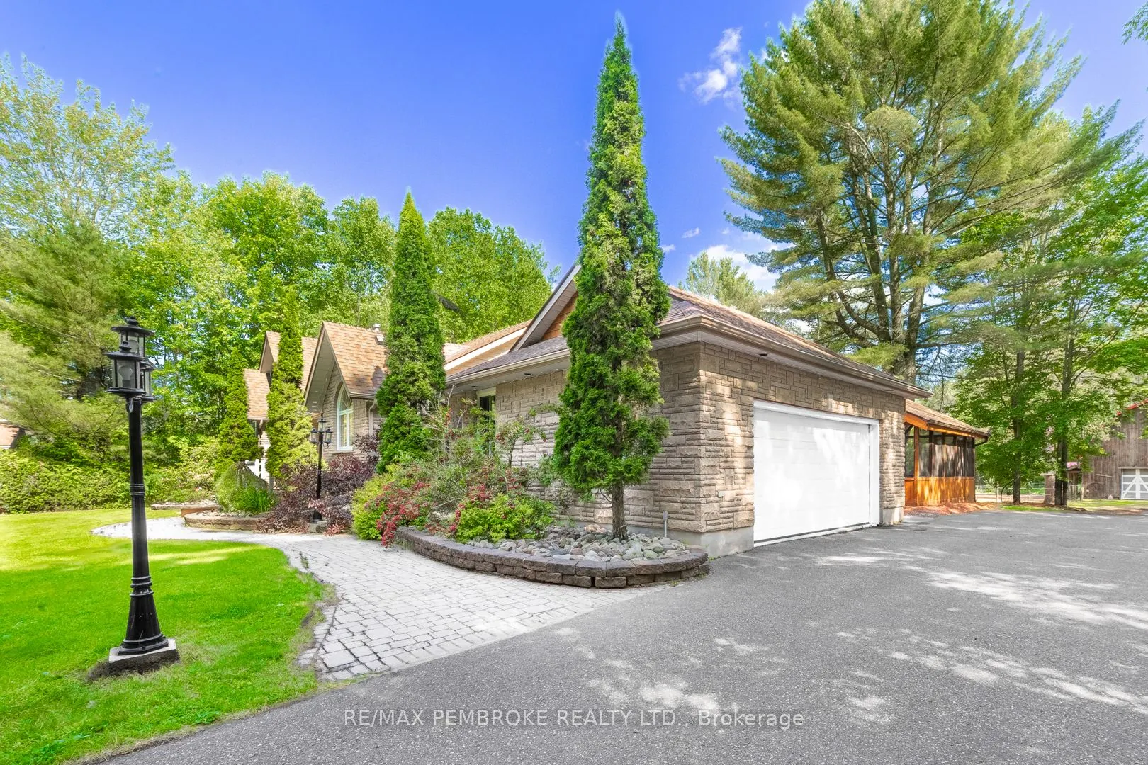 559 Black Bay Road