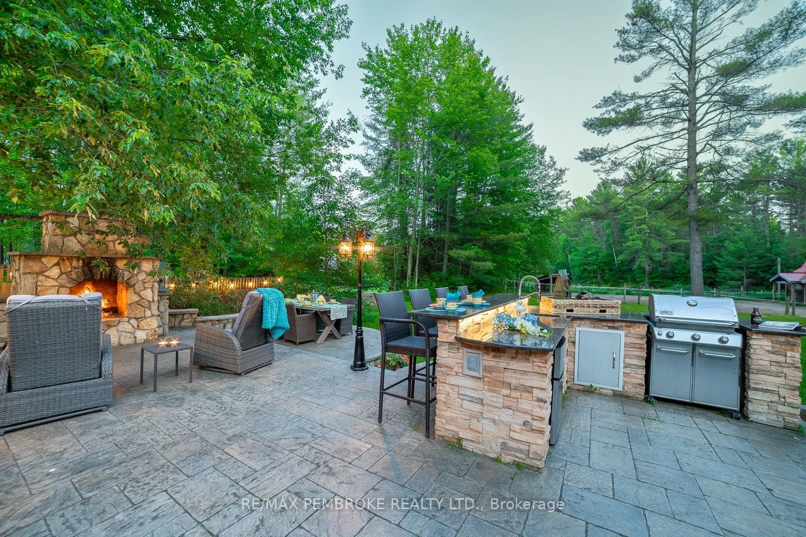 559 Black Bay Road