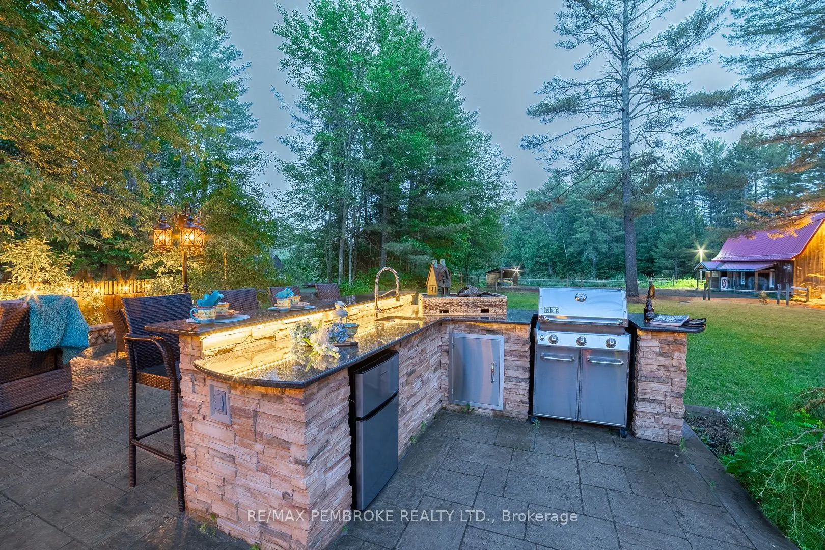 559 Black Bay Road