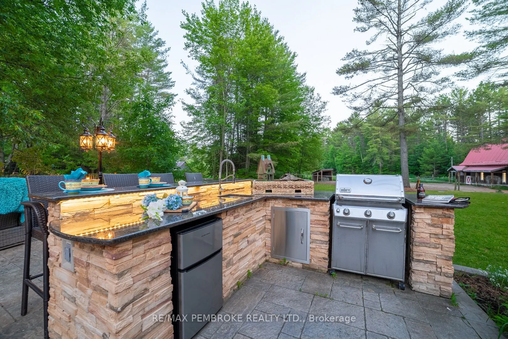 559 Black Bay Road