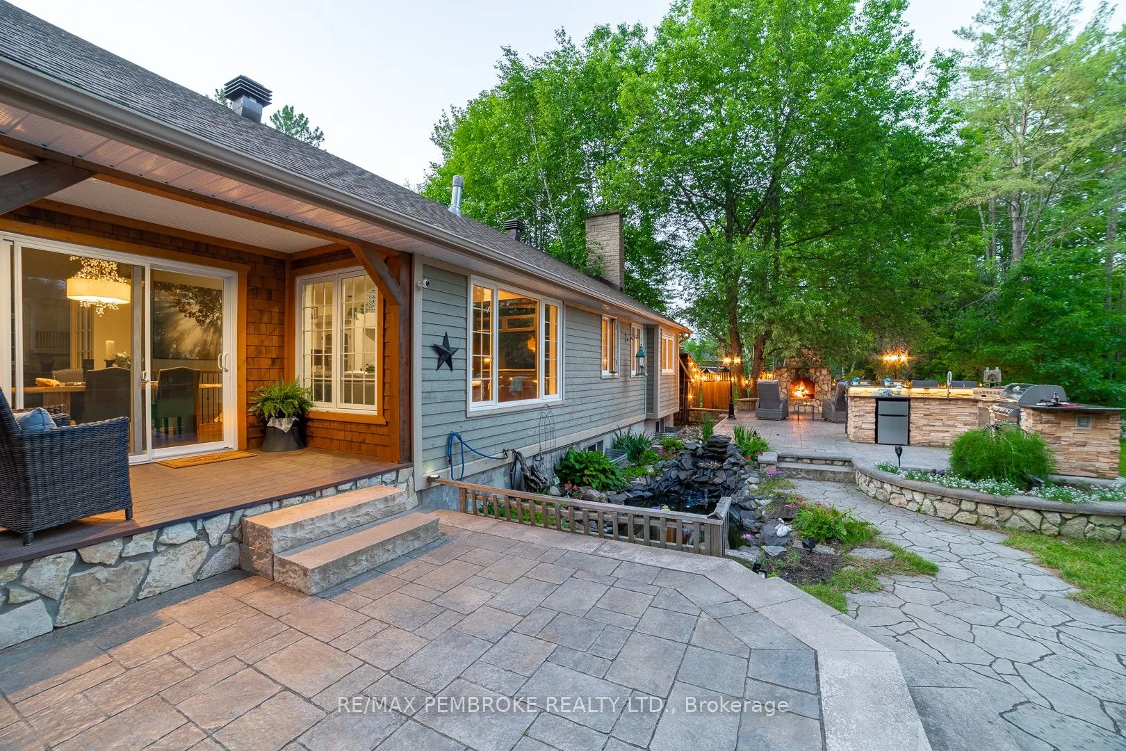 559 Black Bay Road